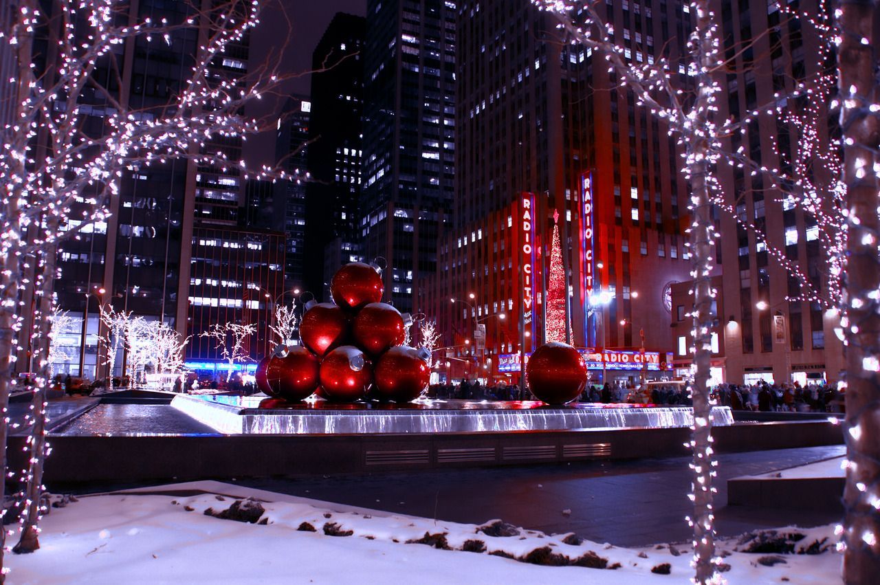 Palle natalizie rosse, New York, 1280x851 HD, Desktop