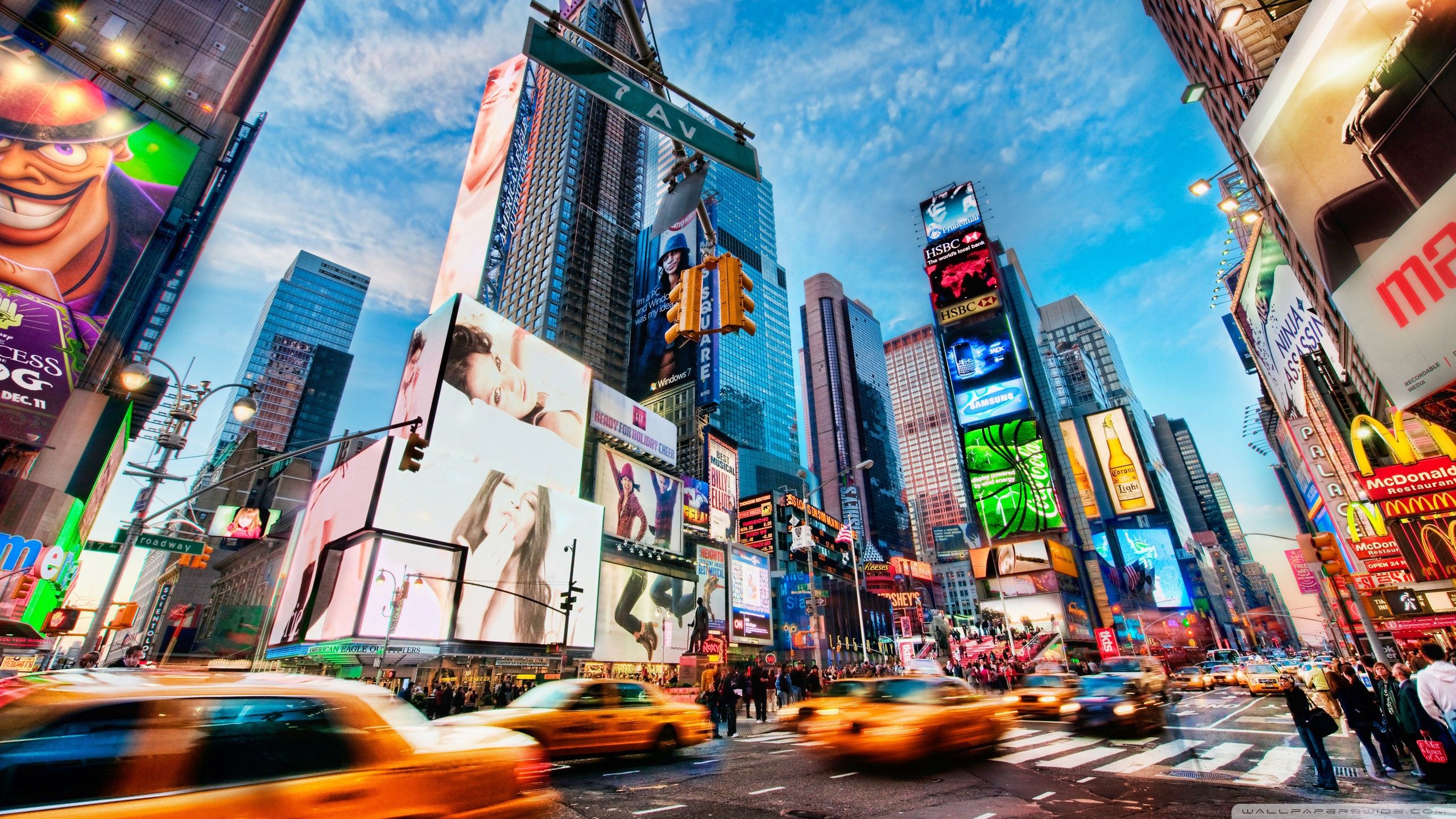 Times Square New York taxi, 2560x1440 2K, Desktop