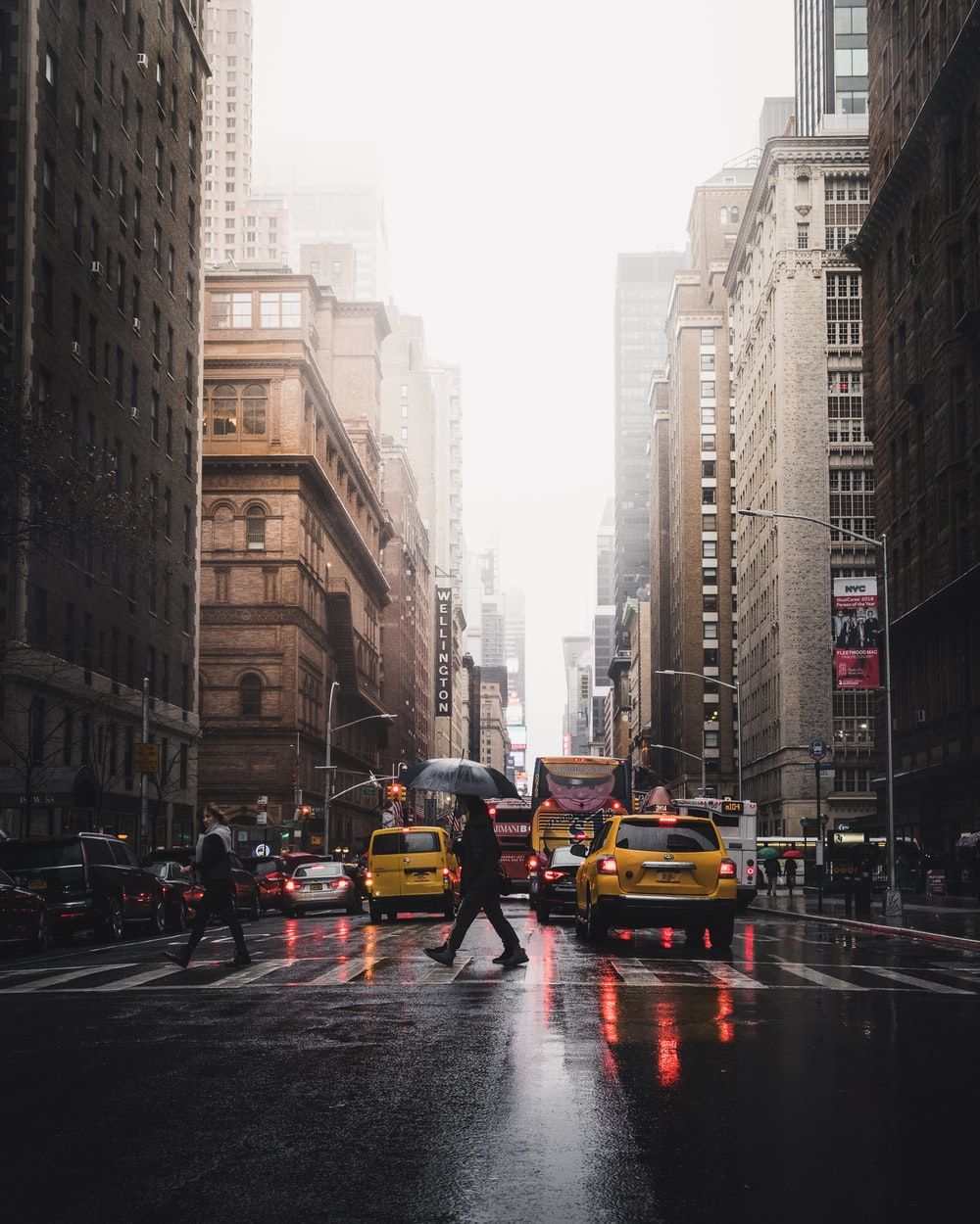 Strada di New York con taxi, 1000x1250 Verticale, Mobile