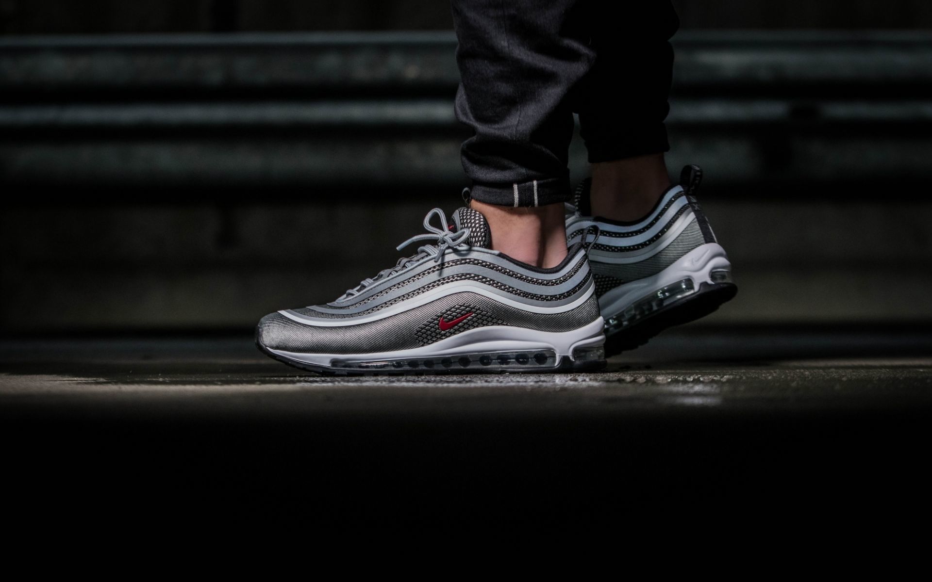 Nike Air Max 97 argento, 1920x1200 Full HD+ WUXGA, Laptop