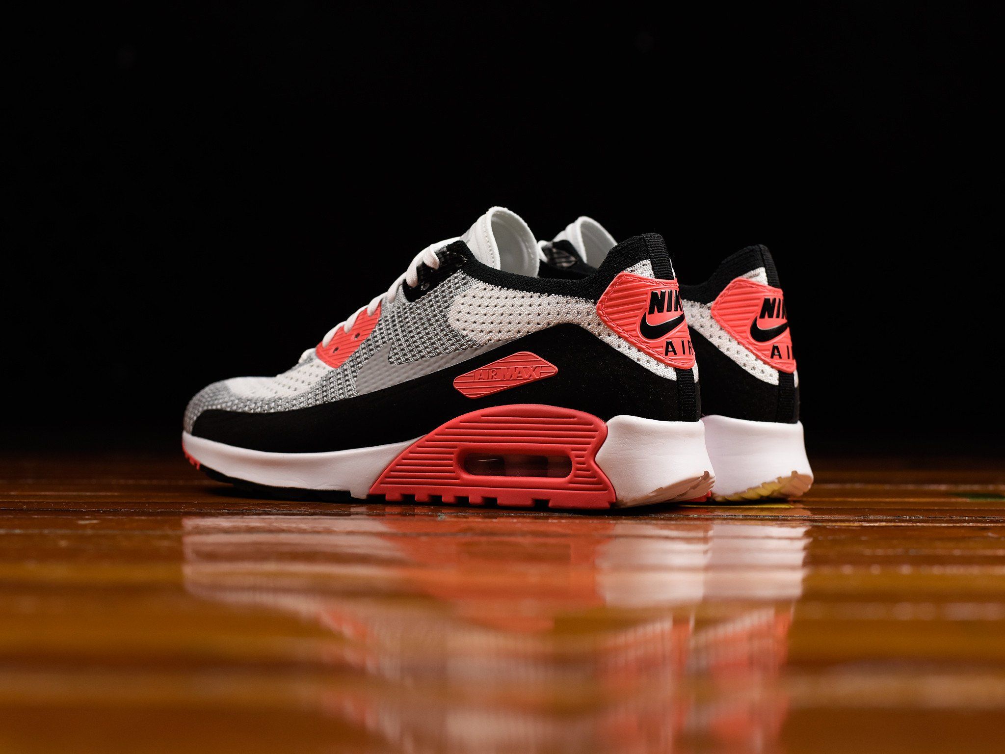 Nike Air Max 90 Infrared, 2048x1536 alta risoluzione, PC