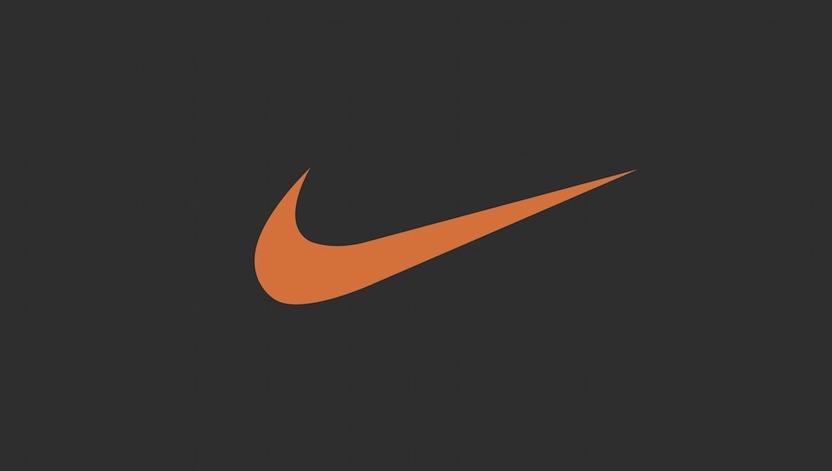 Sneaker Nike arancioni pattern, 1152x2048 Full HD Verticale, iPhone Plus