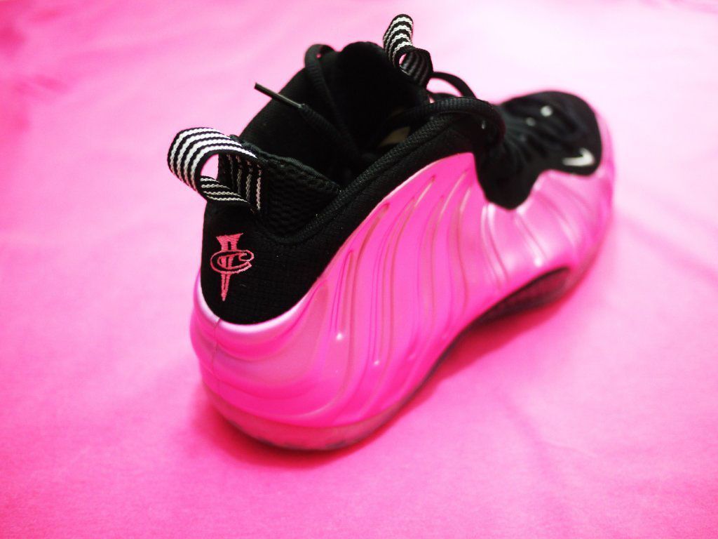Scarpa Nike Foamposite rosa, abbigliamento sportivo, 1024x768 HD, Desktop