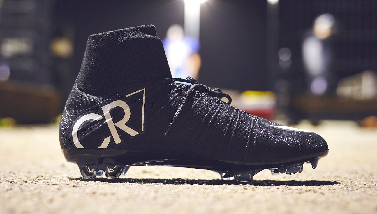 Scarpa da calcio Nike CR7 nera, 1294x734 HD, Desktop