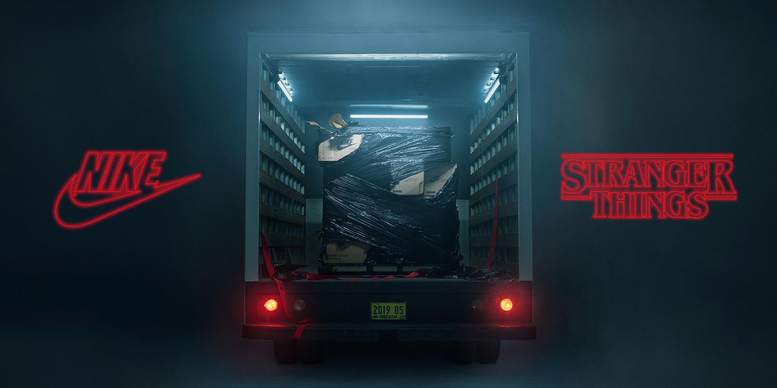 Nike Stranger Things furgone camion, 1600x800 HD, PC Desktop