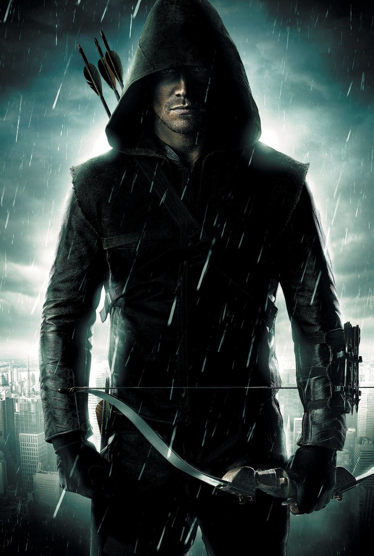 Arrow, arciere incappucciato sotto pioggia, 1291x1920 Verticale, Telefono