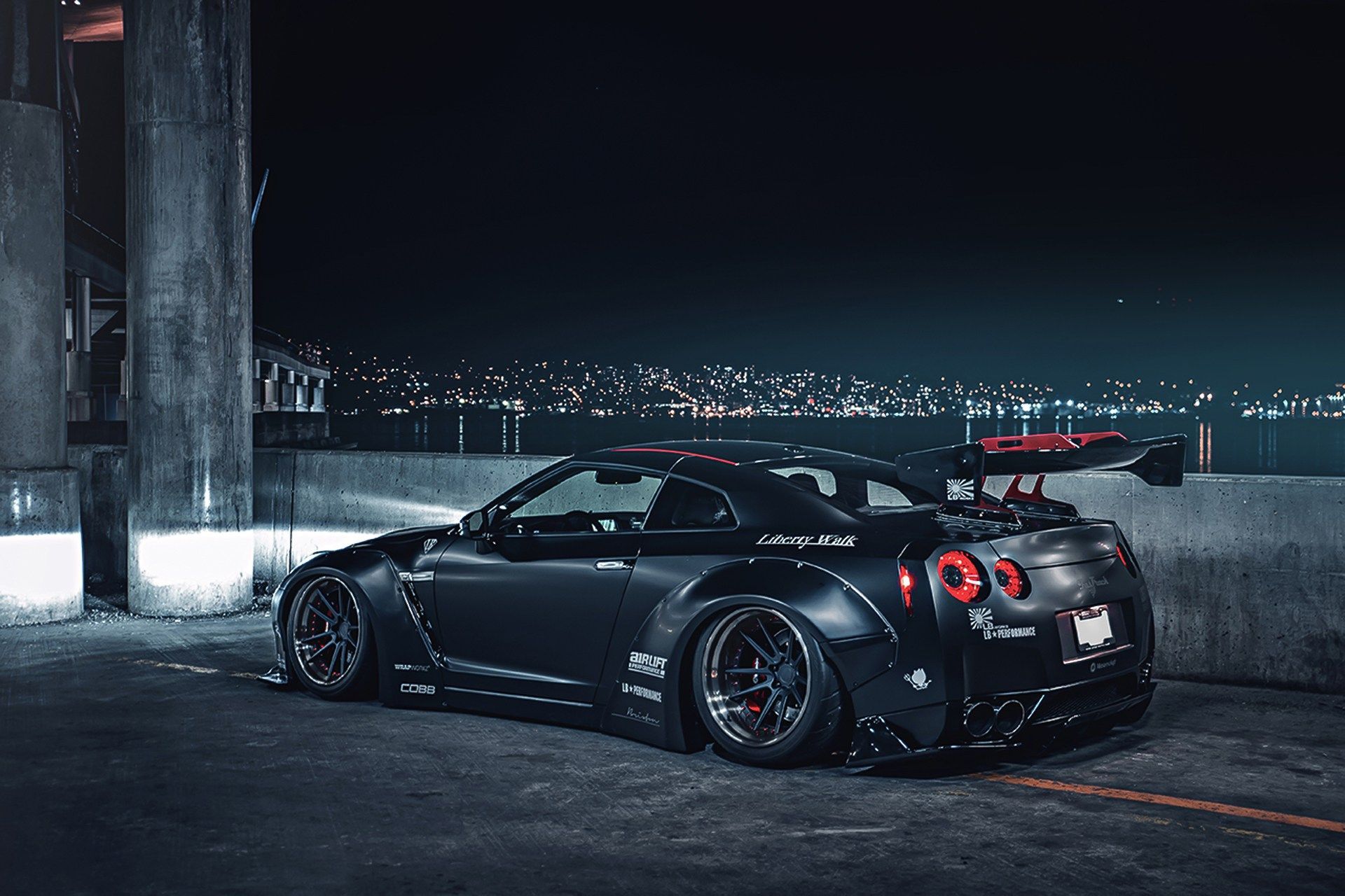 Nissan GTR nera notturna, 1920x1280 WUXGA, PC