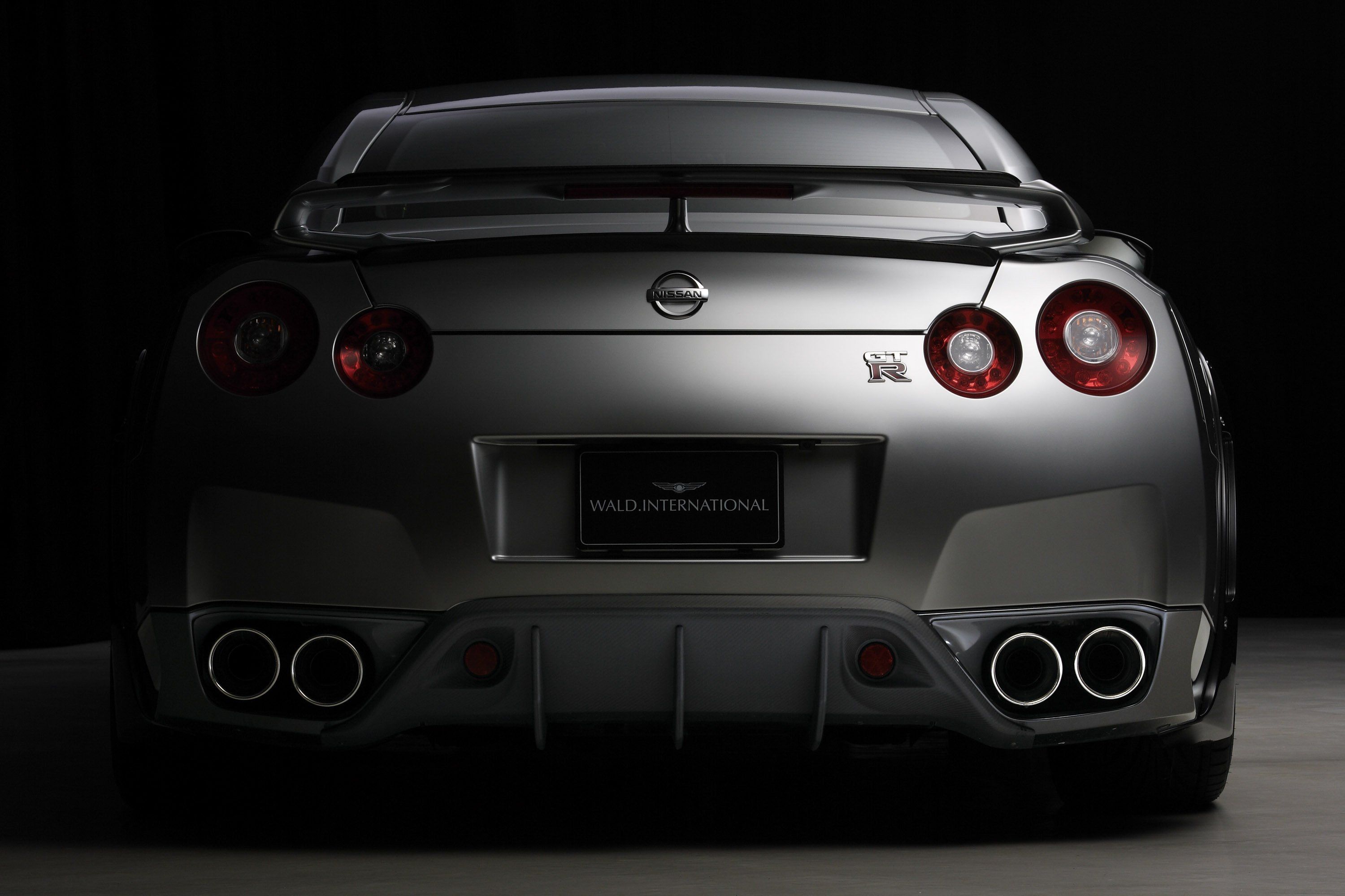 Nissan GTR argento posteriore, 3000x2000 2K+, Desktop