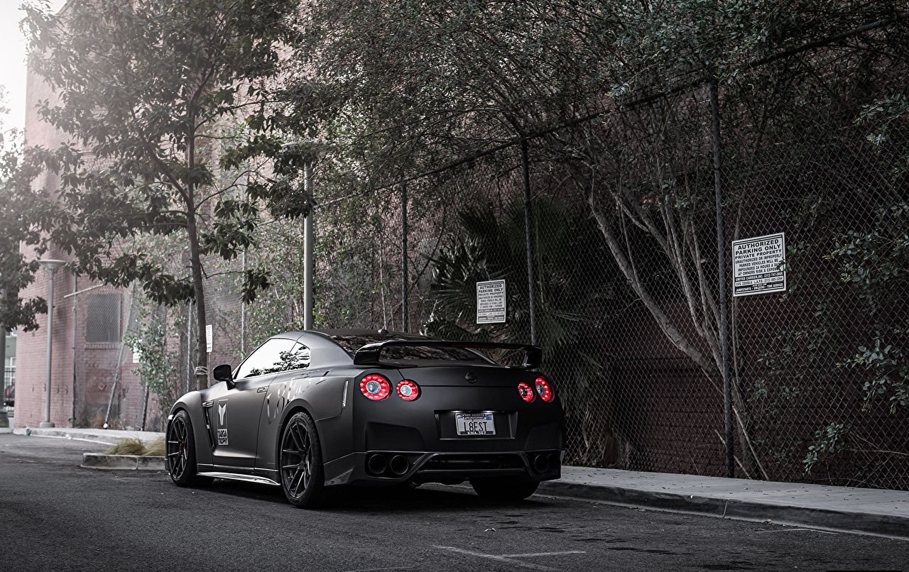 Nissan GT-R nera retro, 1280x806 HD, Desktop