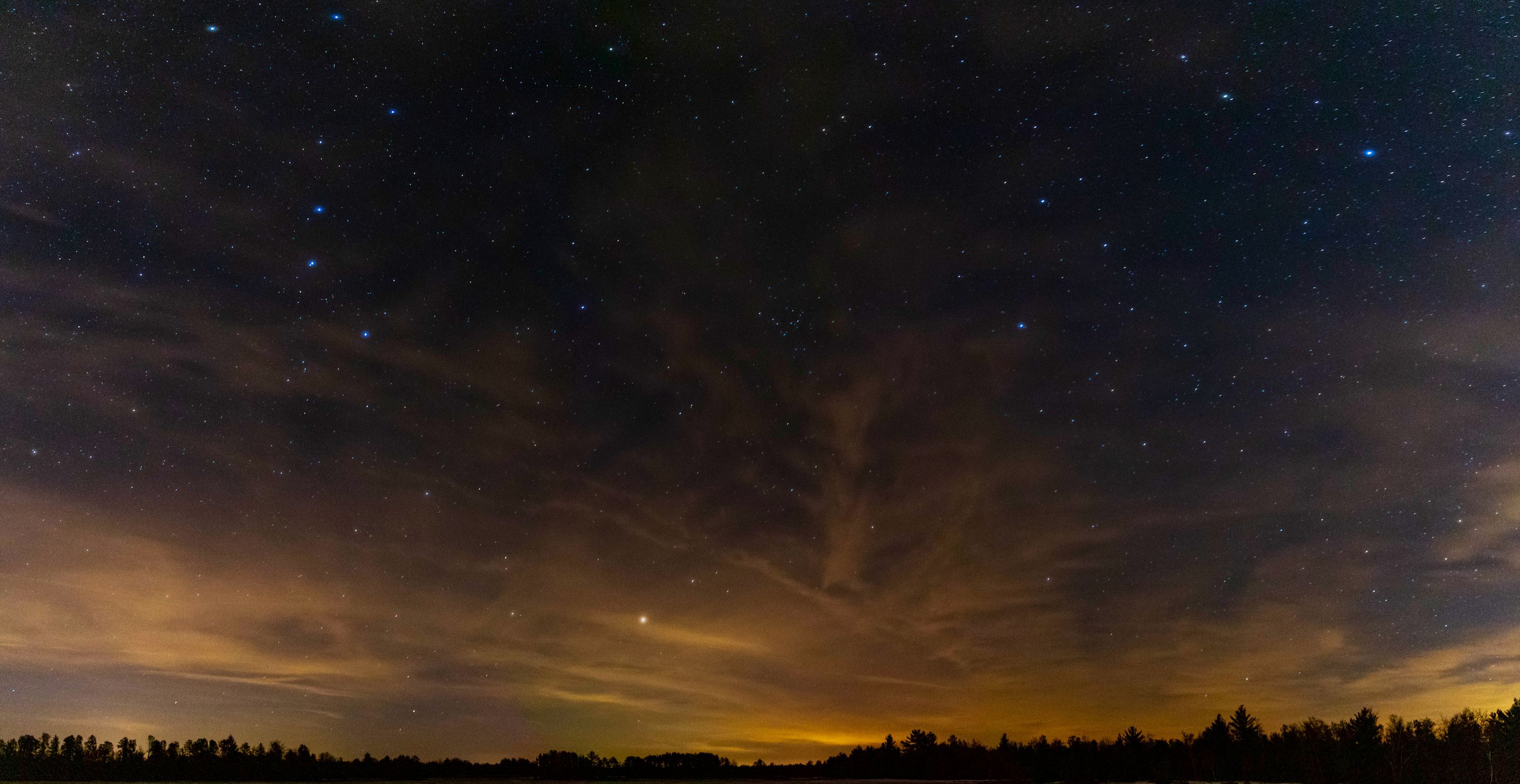 Cielo stellato nuvole foresta, 3200x1651 WQXGA, Desktop