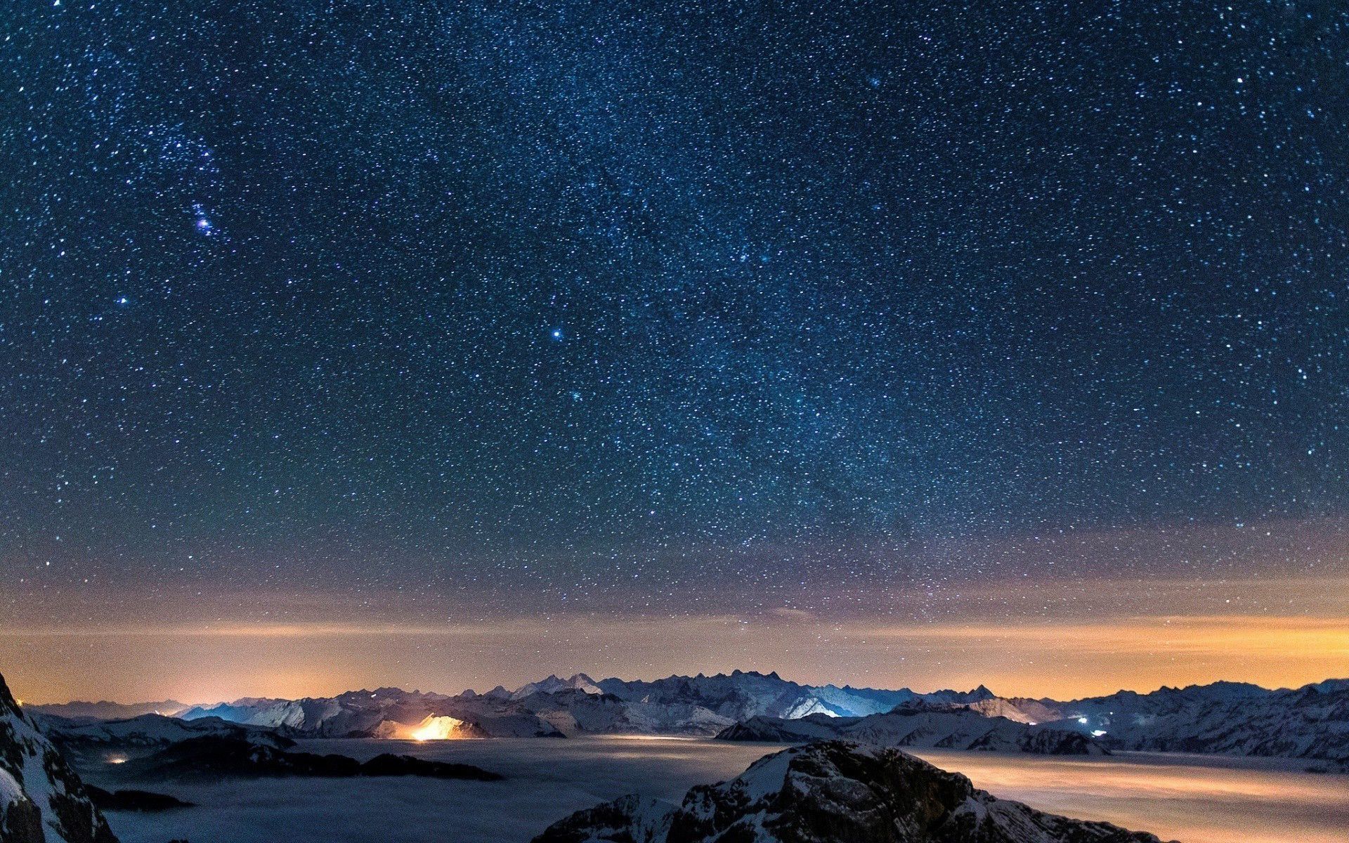 Cielo stellato su montagne innevate, 1920x1200 Full HD+, iMac