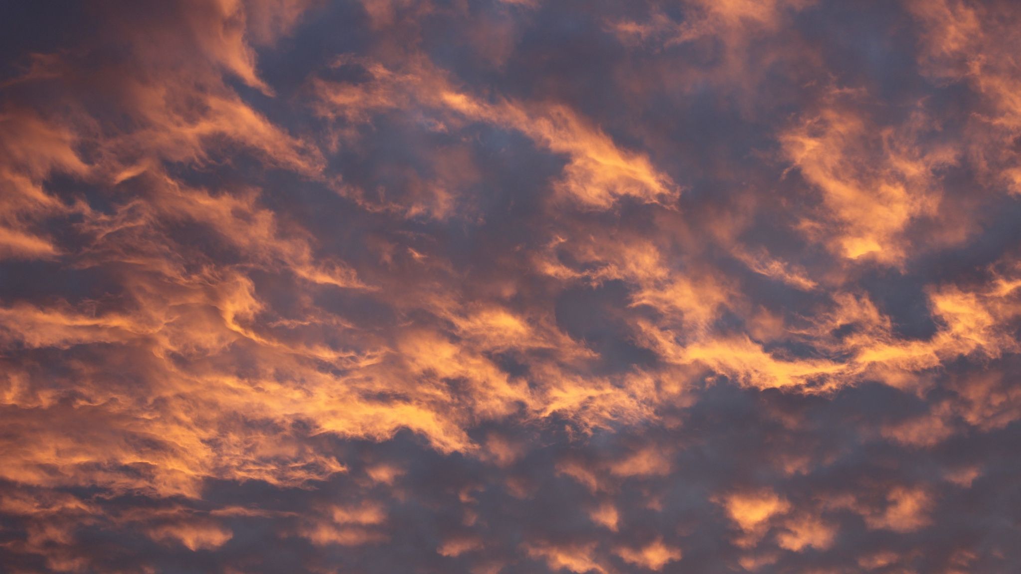 Nuvole al tramonto arancioni, 2048x1152 2K, Desktop