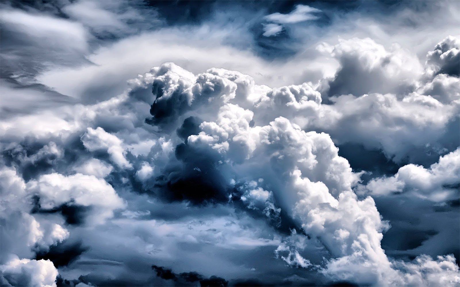 Nuvole tempestose blu scuro, 1600x1000 900p, Desktop