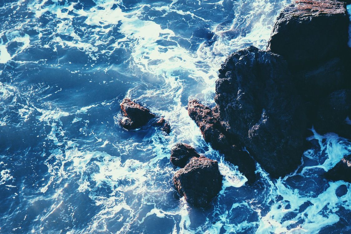 Rocce e onde oceaniche, 1125x750 HD, Desktop