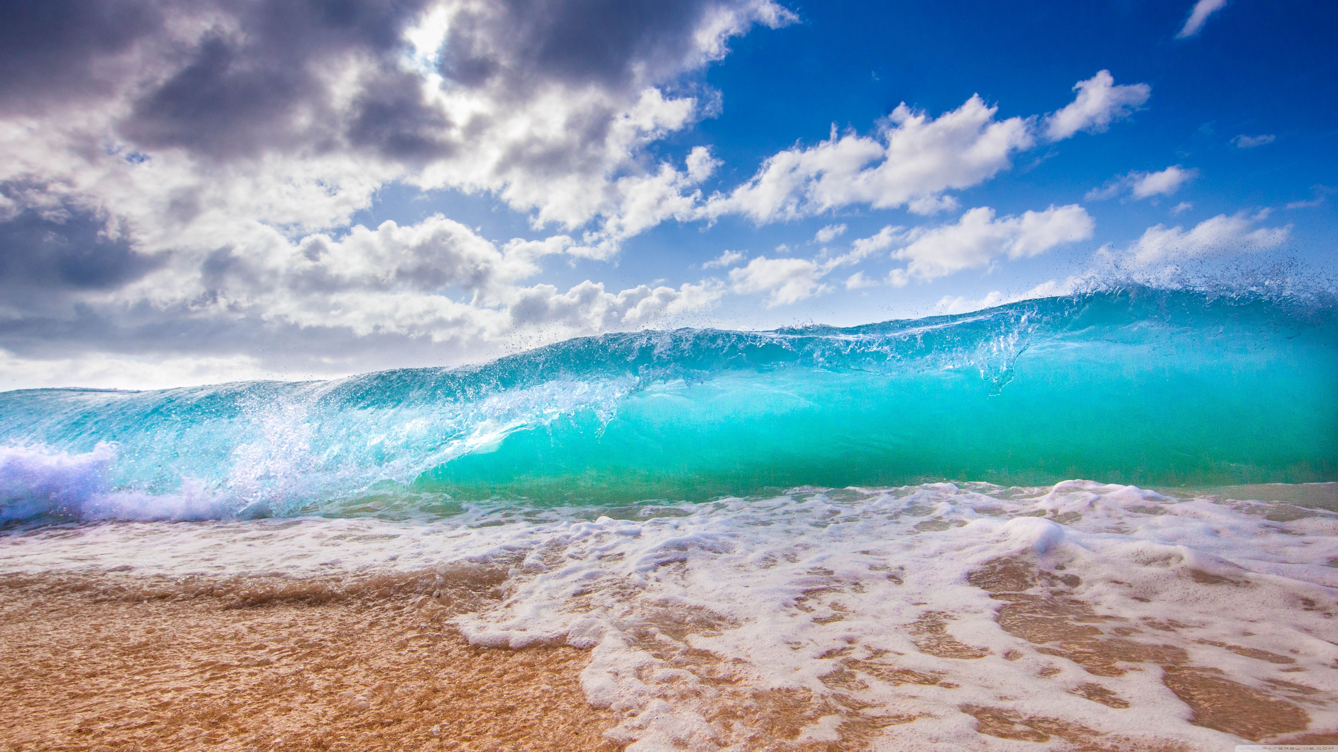 Onda oceanica turchese sulla spiaggia, 5120x2880 4K, PC Desktop