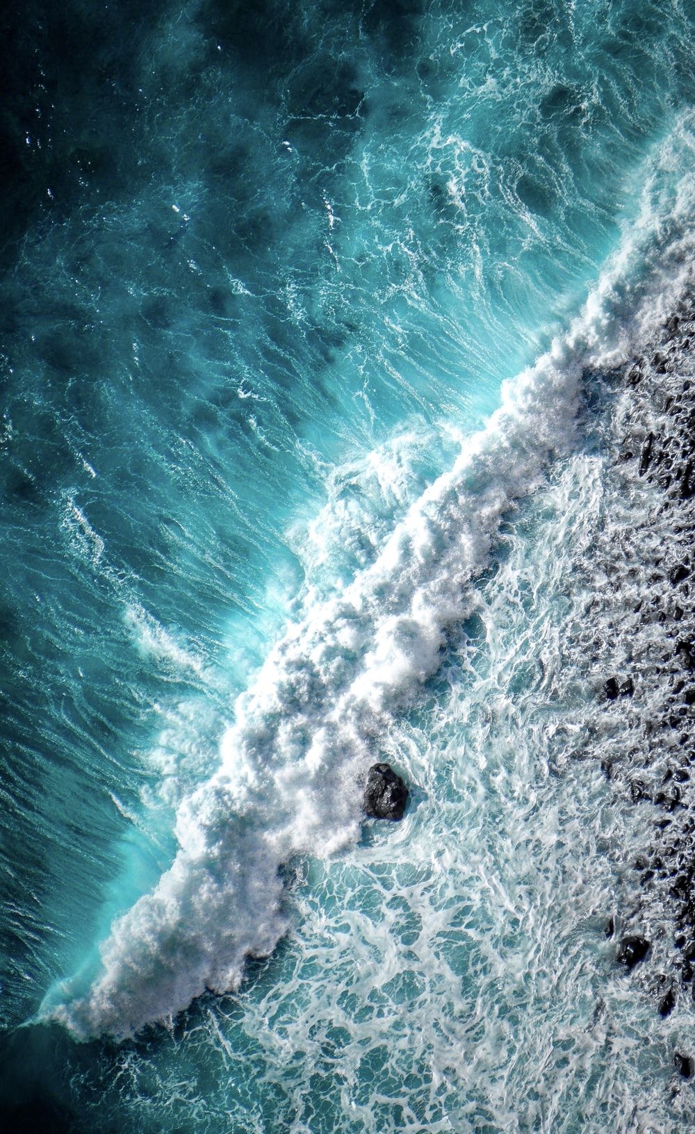 Vista aerea oceano onde, 1000x1632 Full HD Verticale, Smartphone