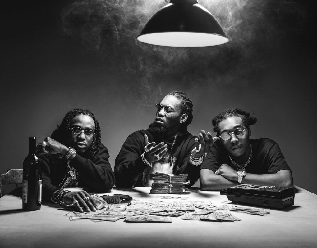 Migos seduti al tavolo, 1020x800 HD, Desktop