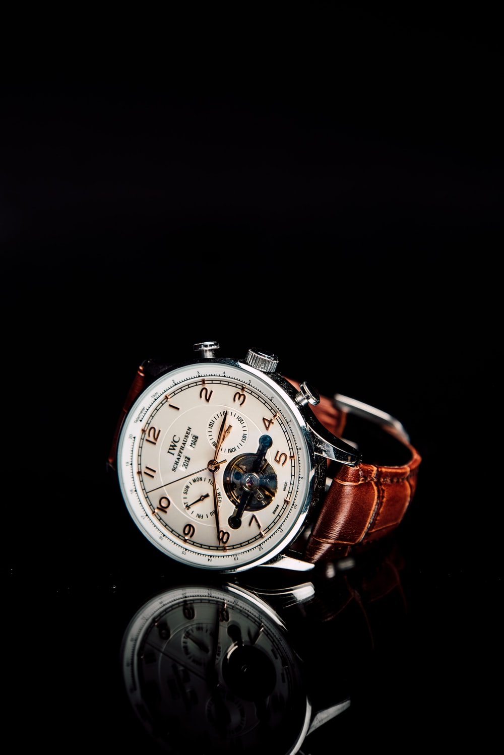 Orologio IWC quadrante bianco, 1000x1498 Verticale, POCO