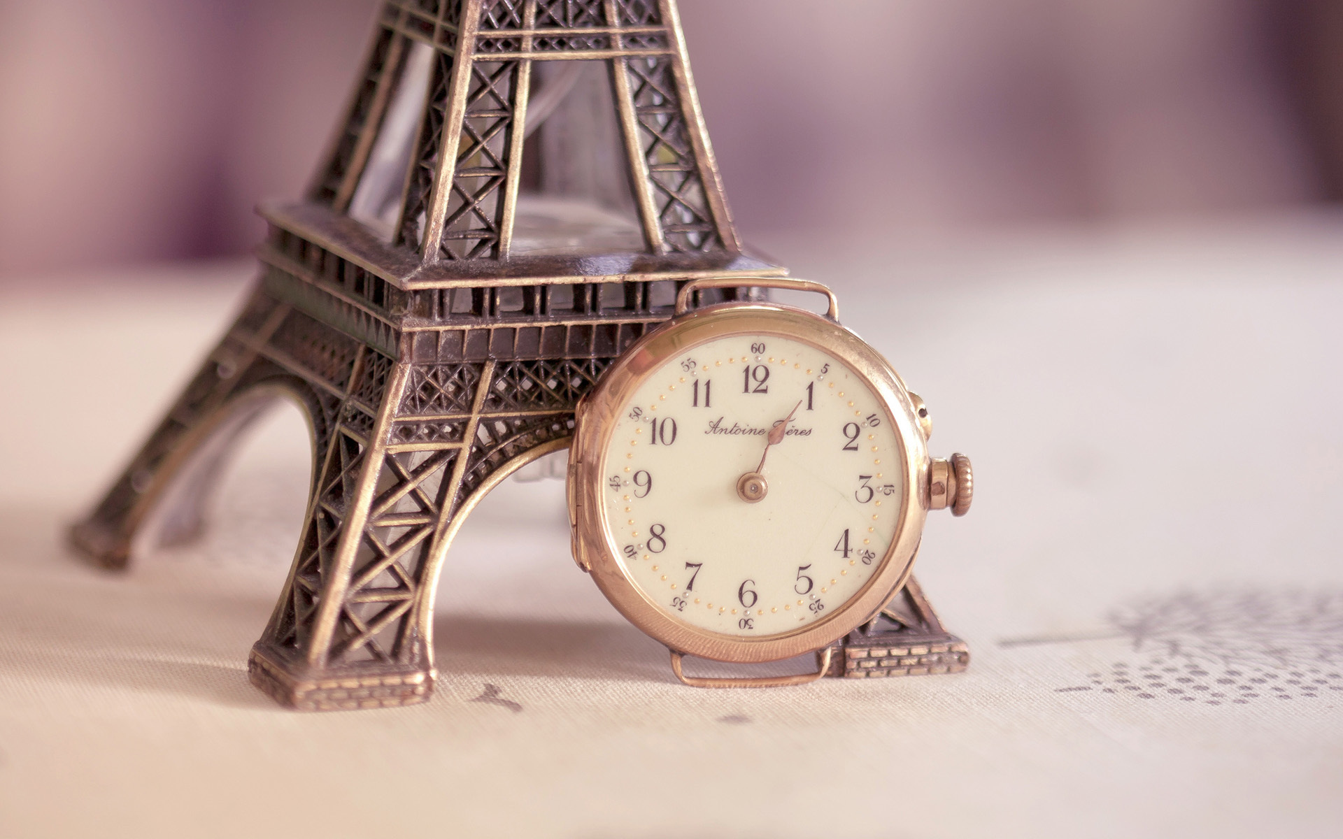 Orologio vintage e Torre Eiffel, 1920x1200 WUXGA, PC Desktop
