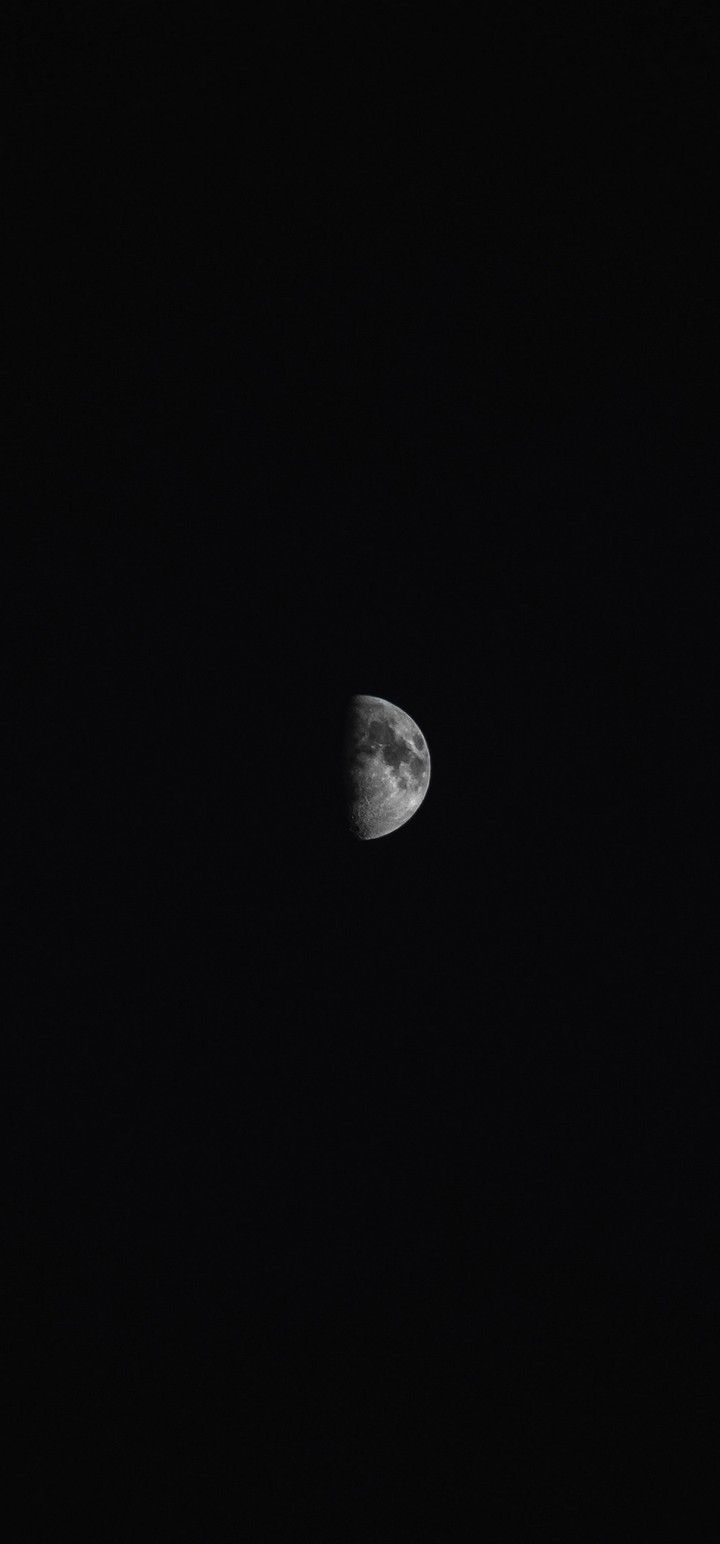 Luna nell'oscurità, 720x1544 Verticale, Telefono