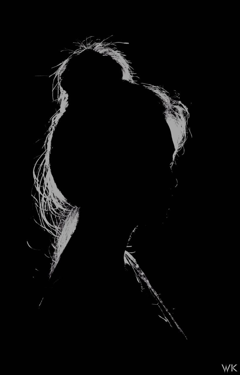 Silhouette figura capelli scuri, 819x1280 Verticale, Telefono