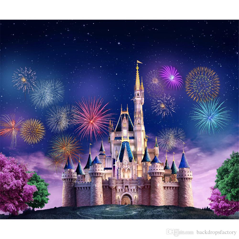 Castello da principessa con fuochi d'artificio, 1000x1000 HD, Laptop