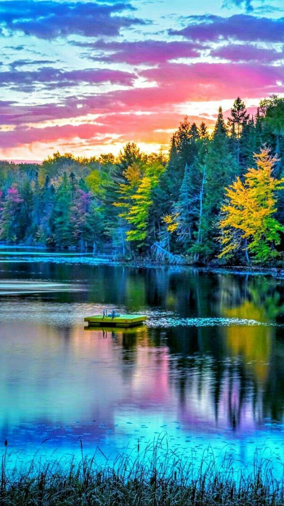 Lago autunnale con barca, 909x1616 Verticale, POCO