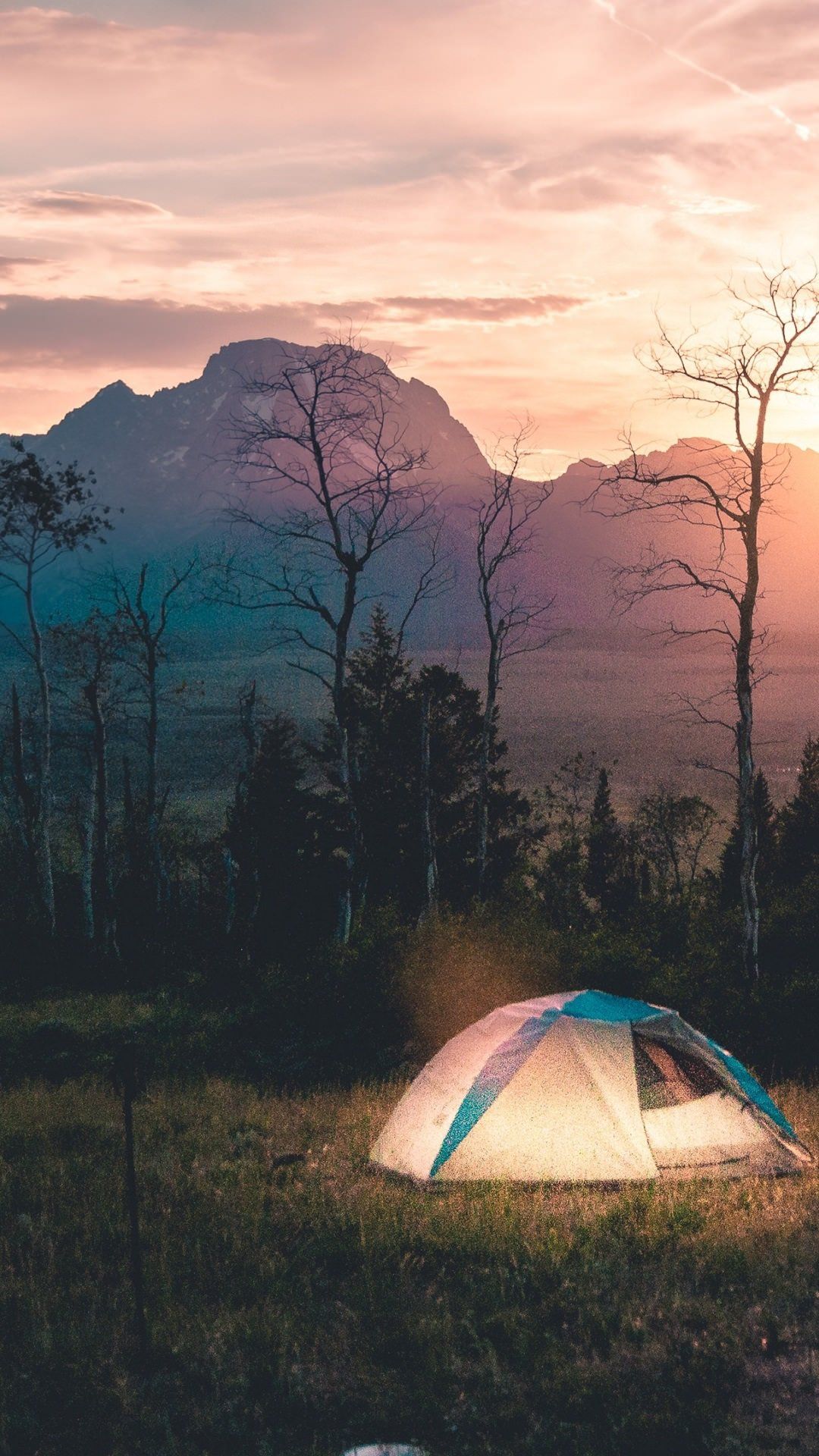 Tenda campeggio tramonto montagna, 1080x1920 Full HD Verticale, iPhone Pro Max