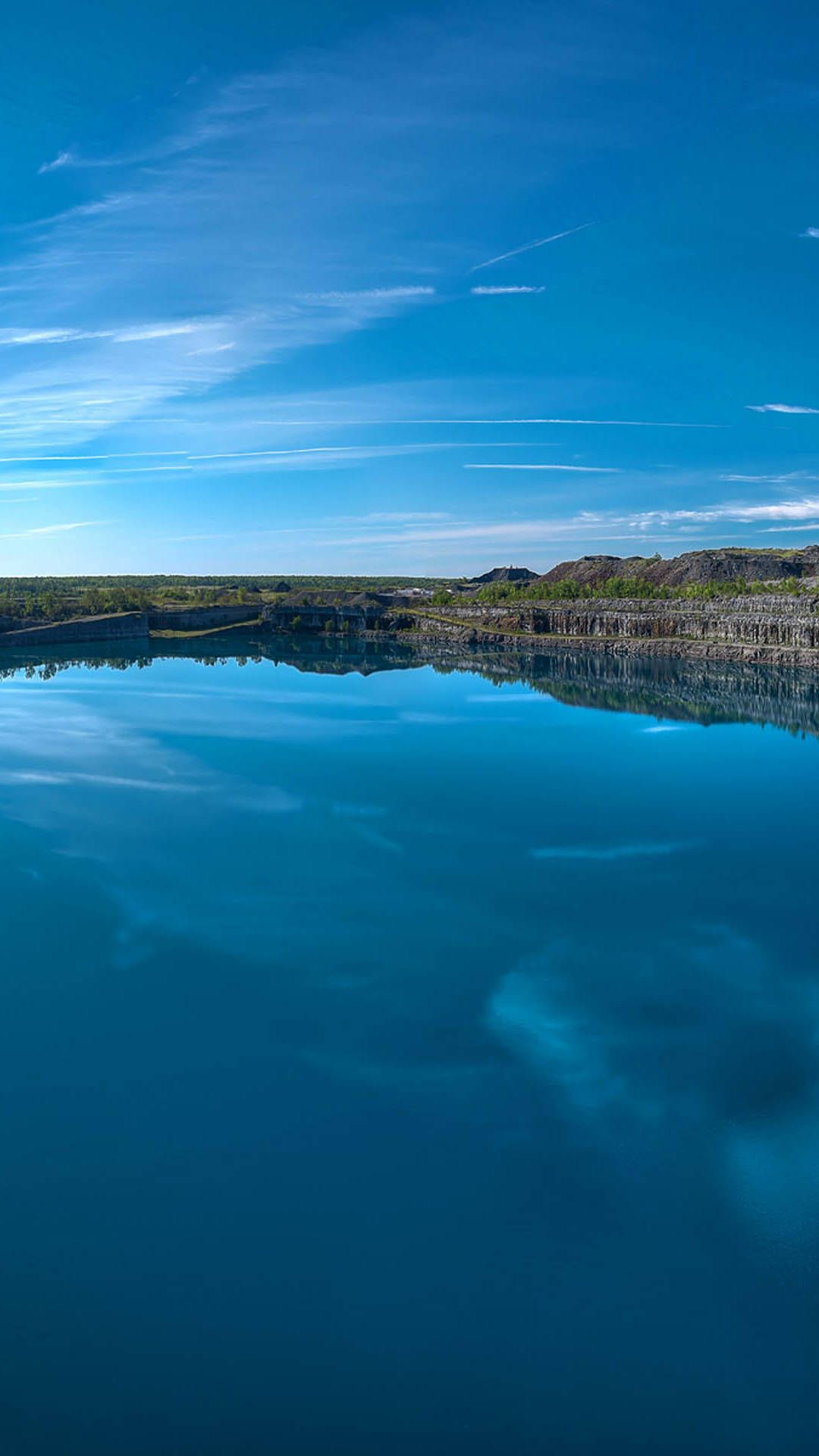 lago calmo blu riflesso, 1080x1920 Full HD Verticale, iPhone Pro