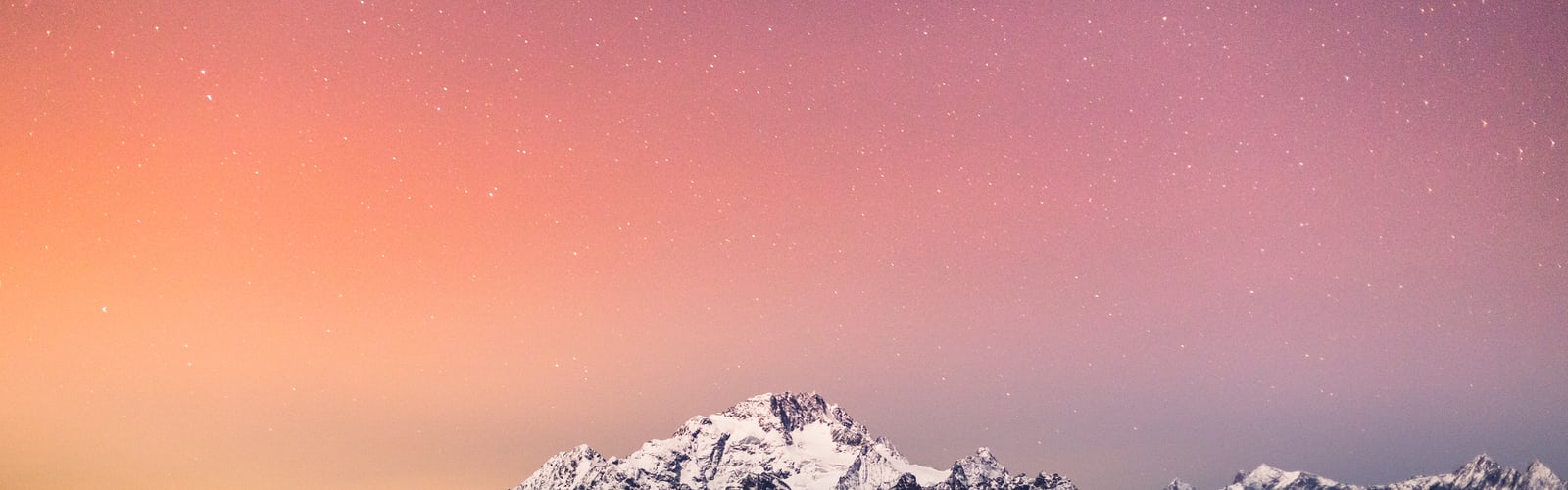 Montagna innevata al tramonto, 1600x500 Ultrawide, Dual Monitor