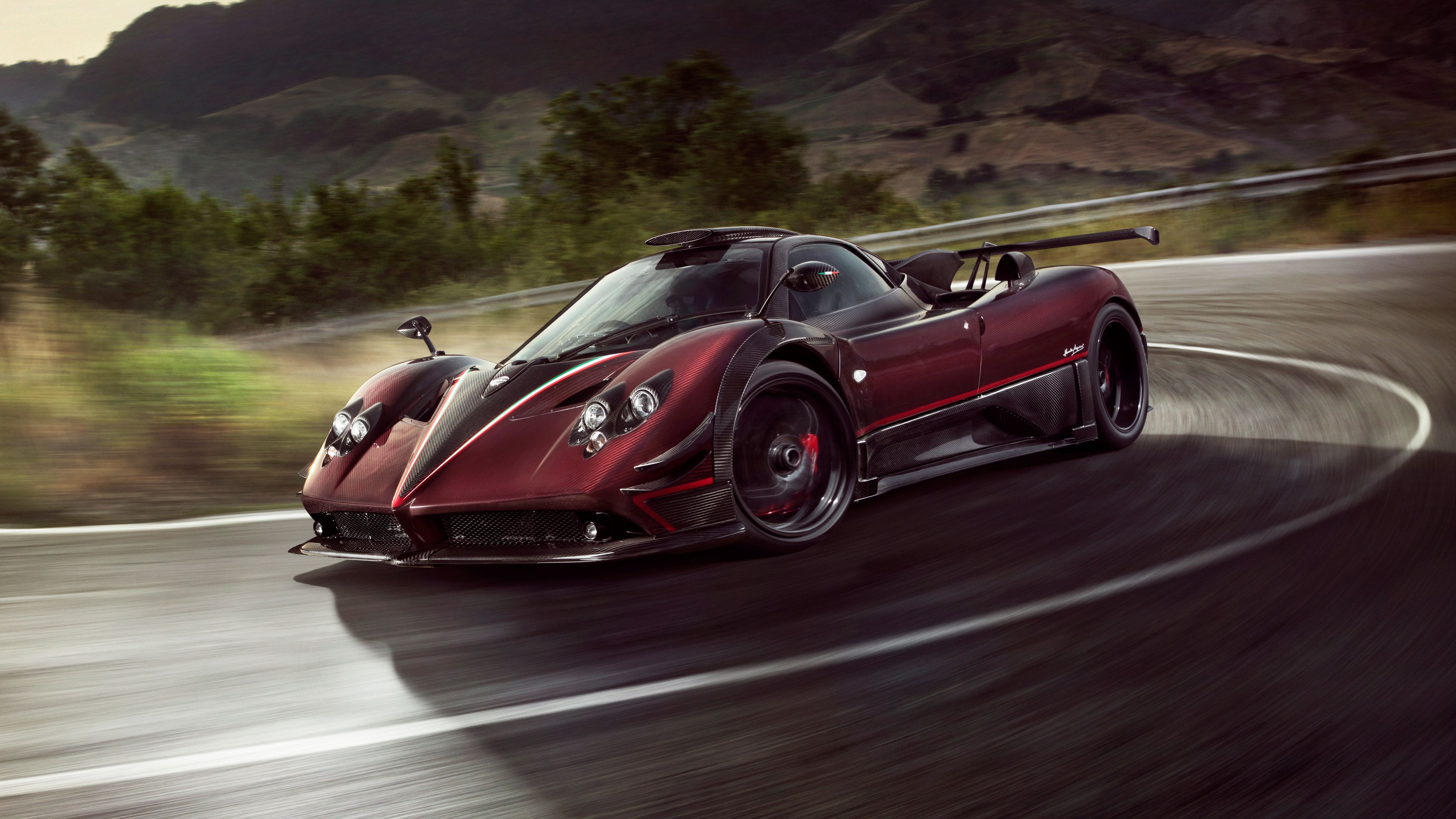 Pagani Zonda rossa curva, 4096x2304 4K, Desktop 4K