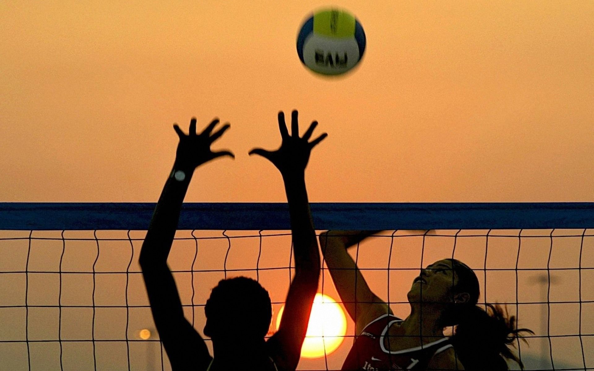 Silhouette giocatrici pallavolo tramonto, 1920x1200 WUXGA, PC Desktop