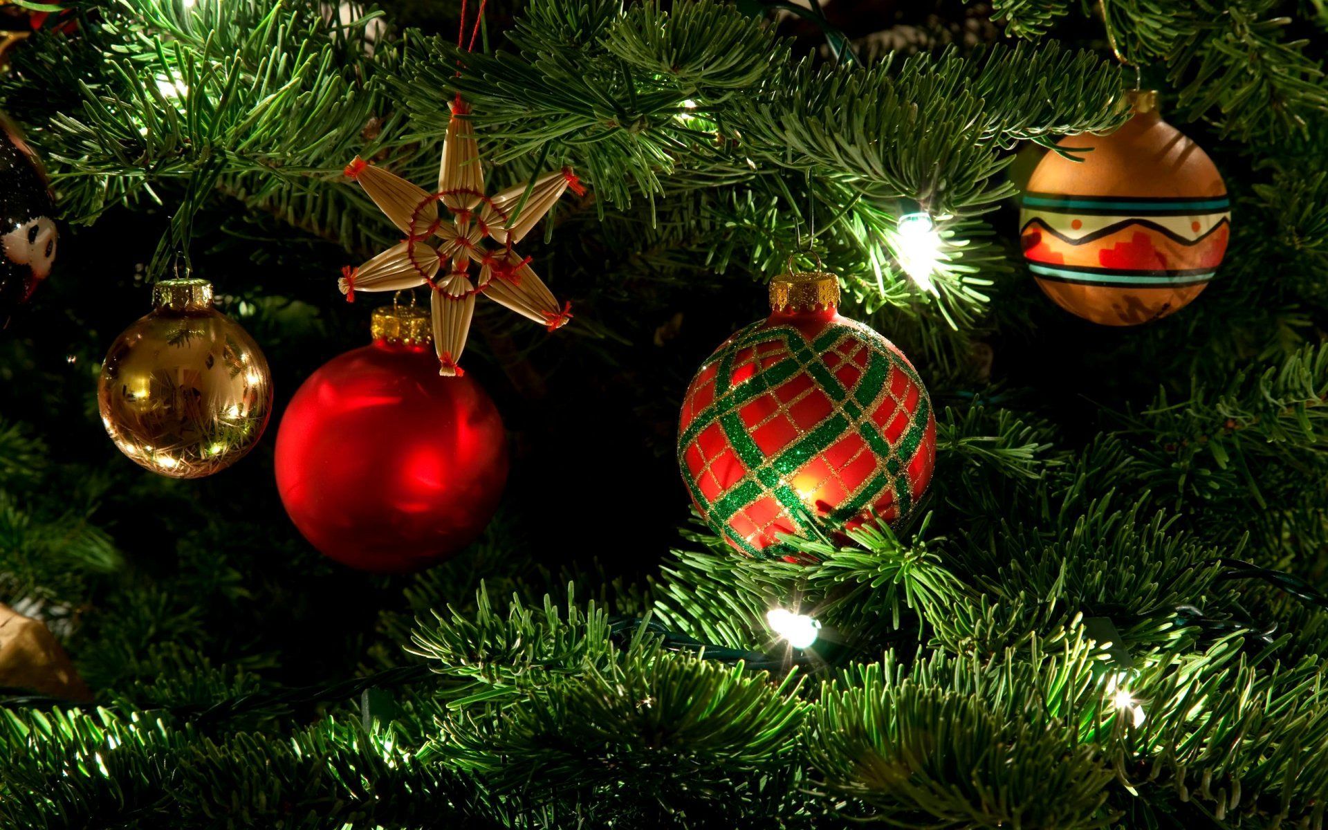 Palline di Natale sull'albero, 1920x1200 WUXGA, Laptop