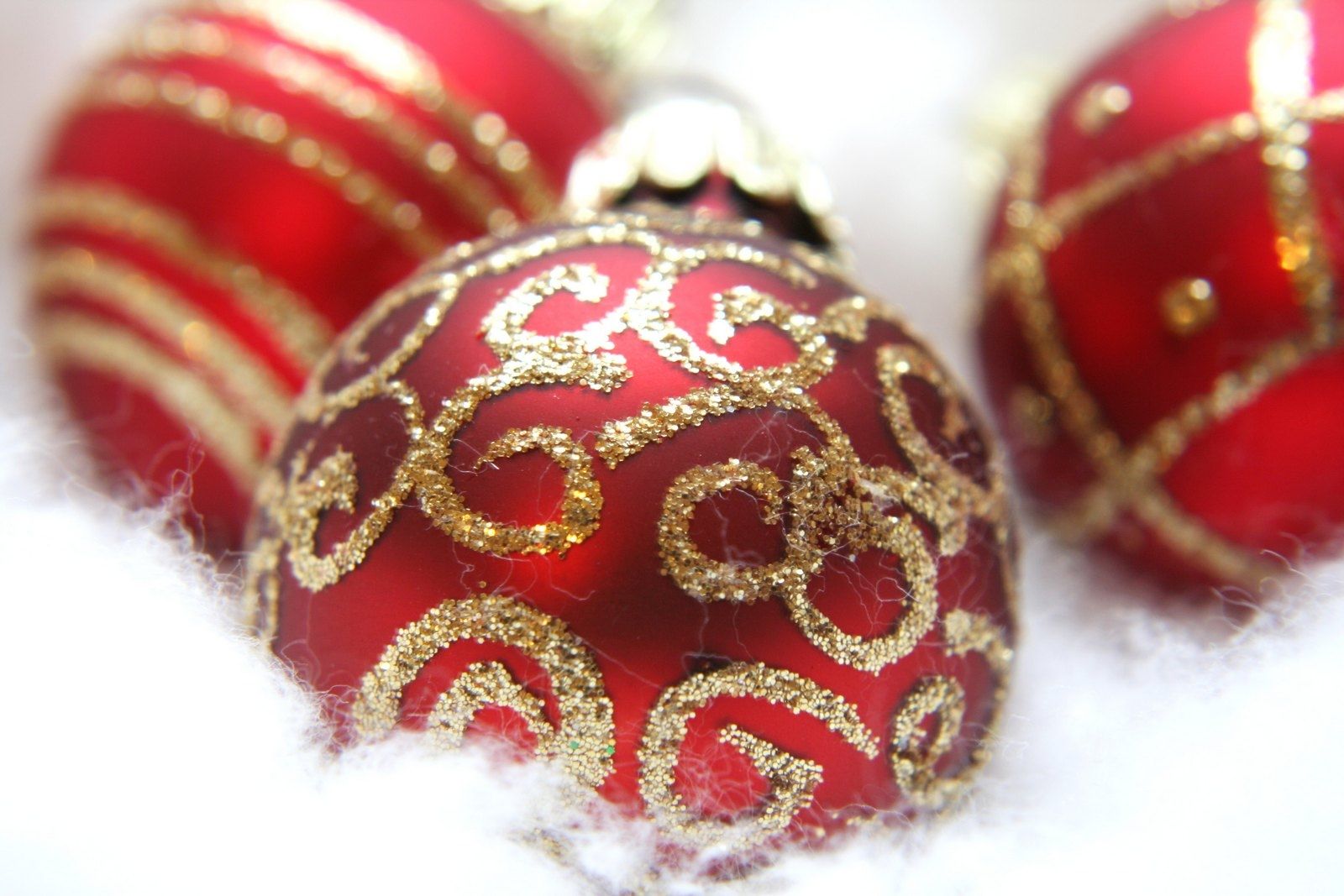 Palline di Natale rosse dorate, 1600x1067 HD Ready, Desktop