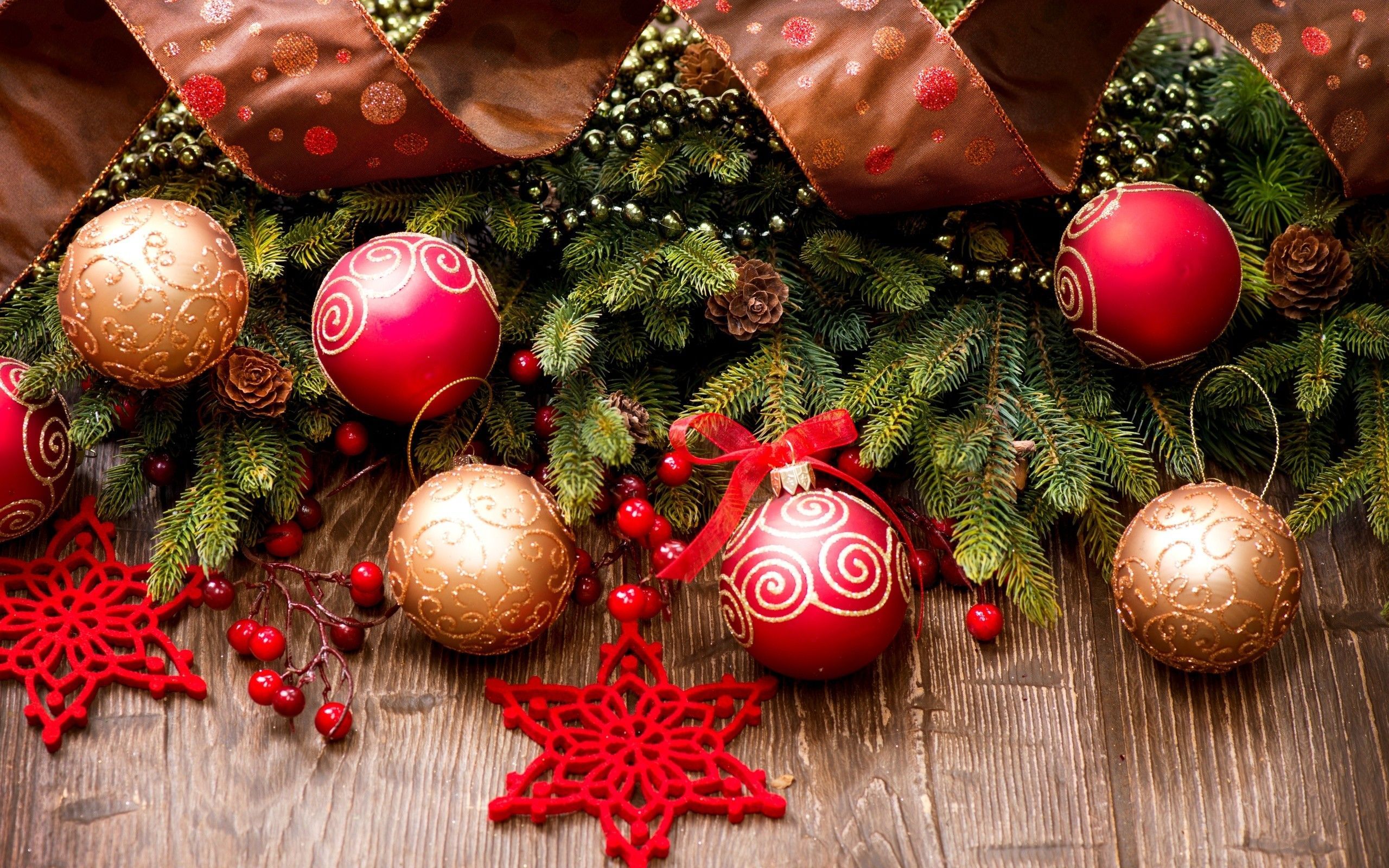 Palline di Natale rosse e dorate, 2560x1600 2K+, Desktop