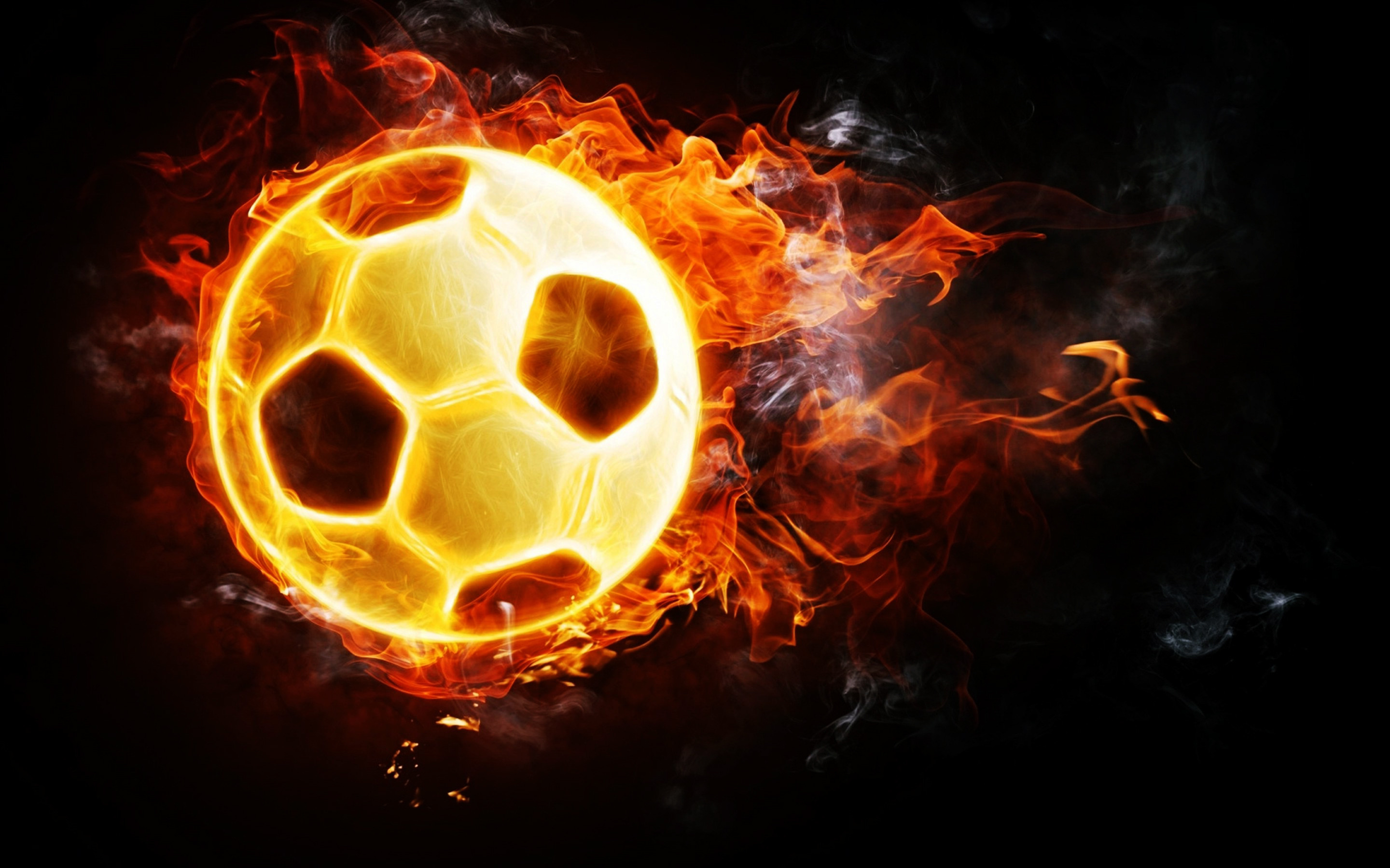 Pallone da calcio in fiamme, 2880x1800 WQXGA, PC