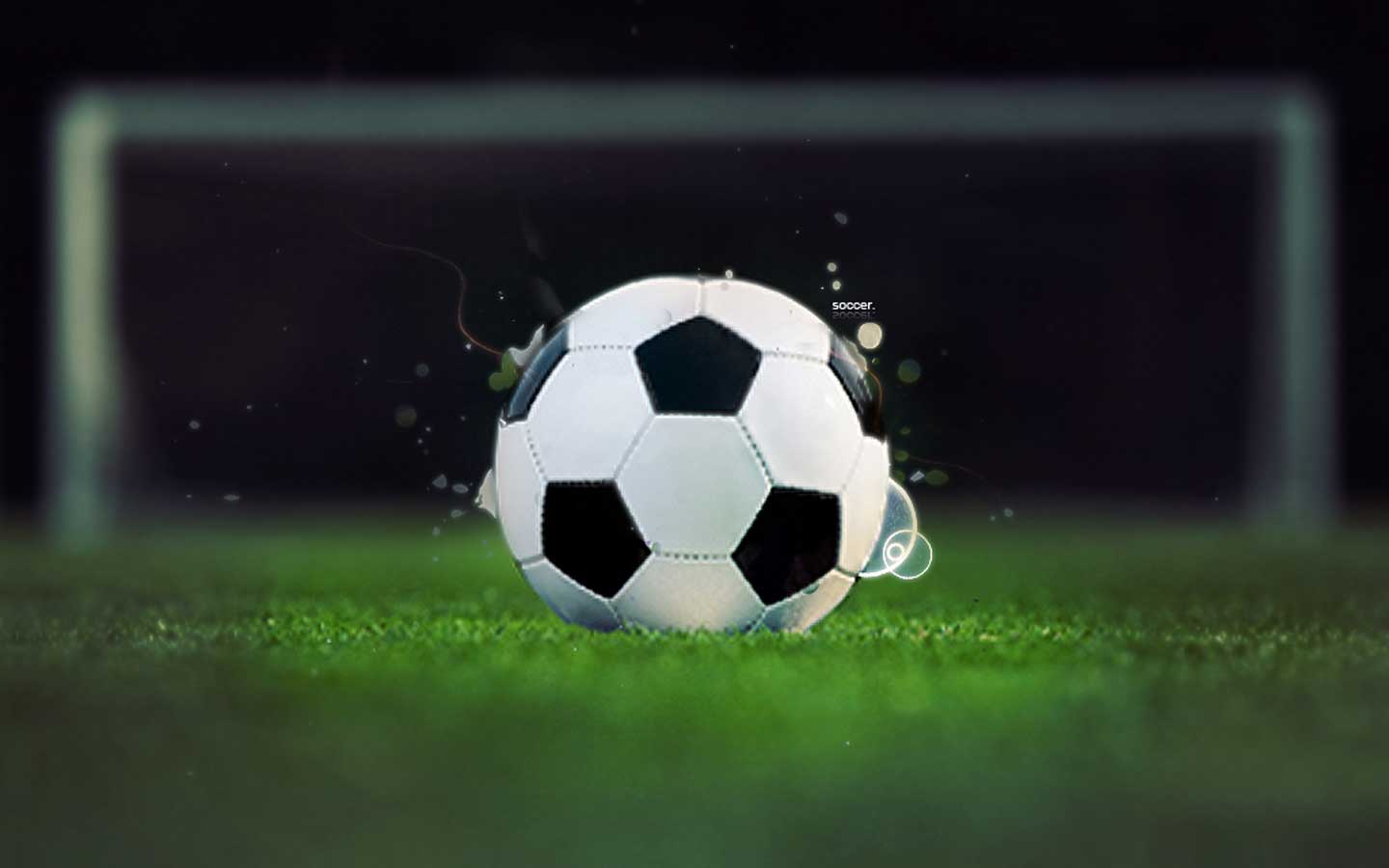 pallone da calcio con schizzi d'acqua, 1440x900 720p, Laptop