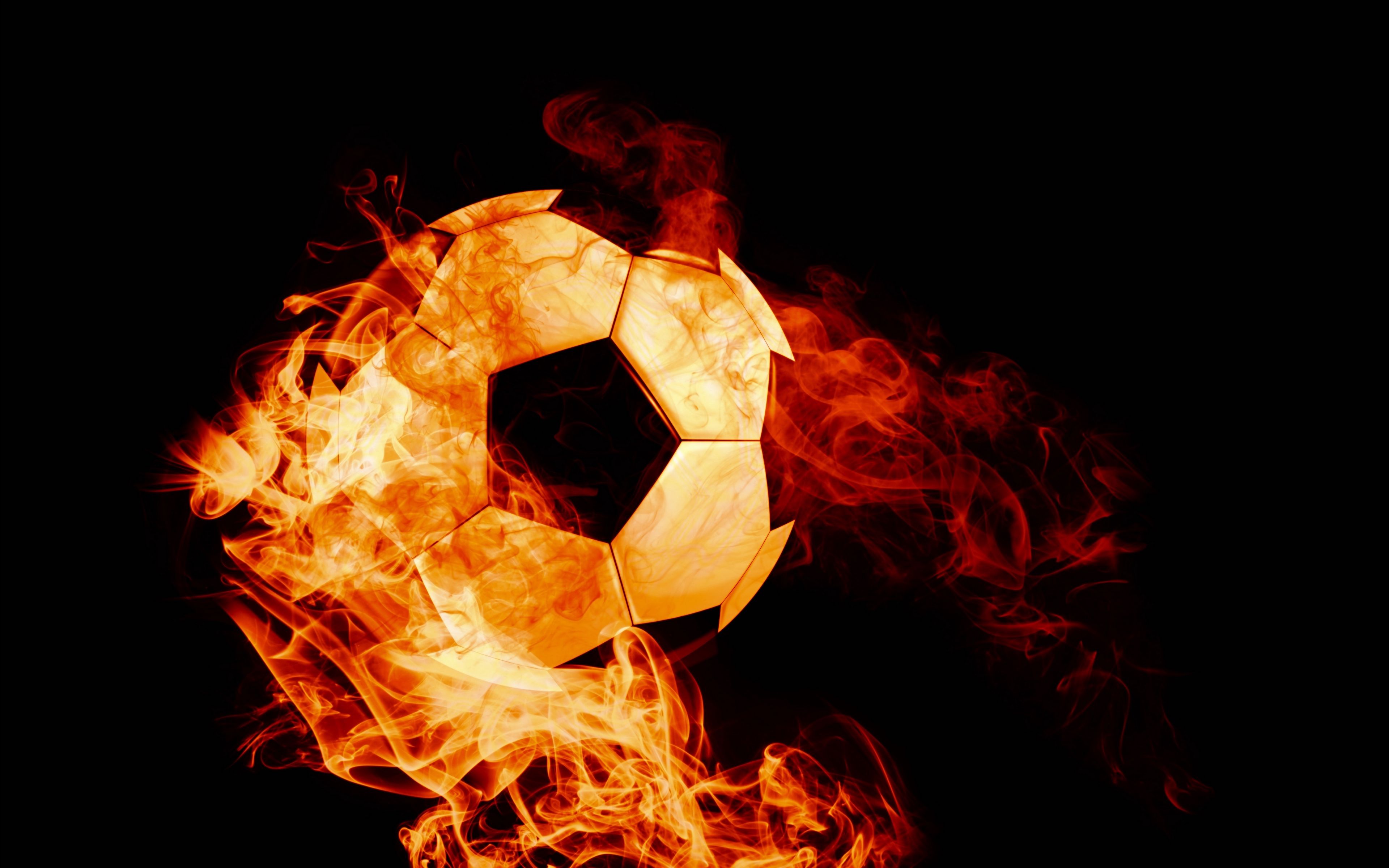 Pallone da calcio in fiamme, 3840x2400 UHD, Monitor 4K