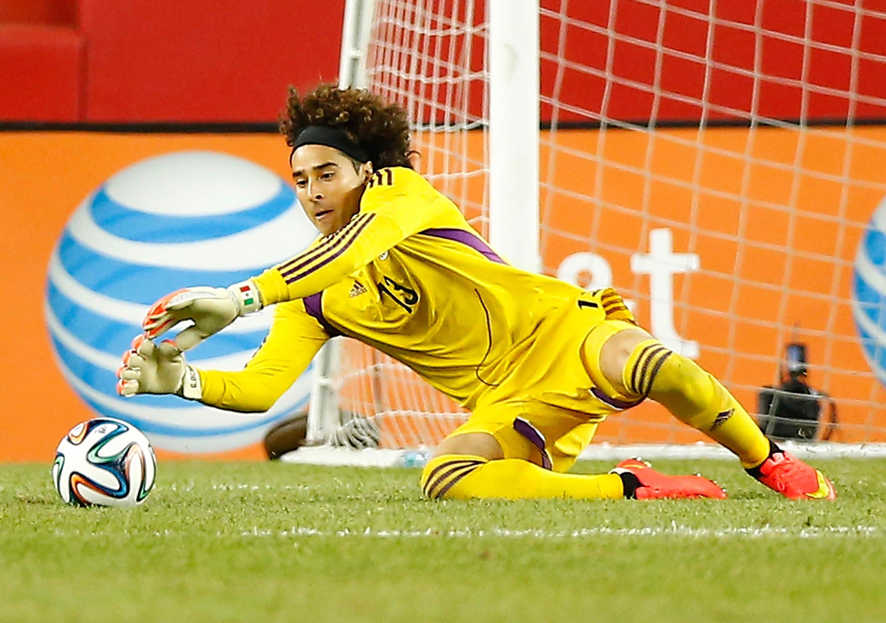 Portiere calcio Messico divisa gialla, 3000x2112 2K, Laptop