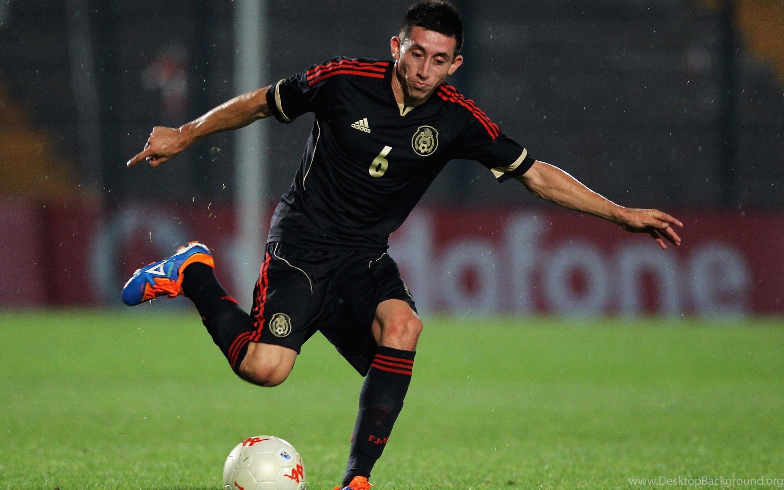 con il Pallone del Messico, 1920x1080 Full HD, Laptop