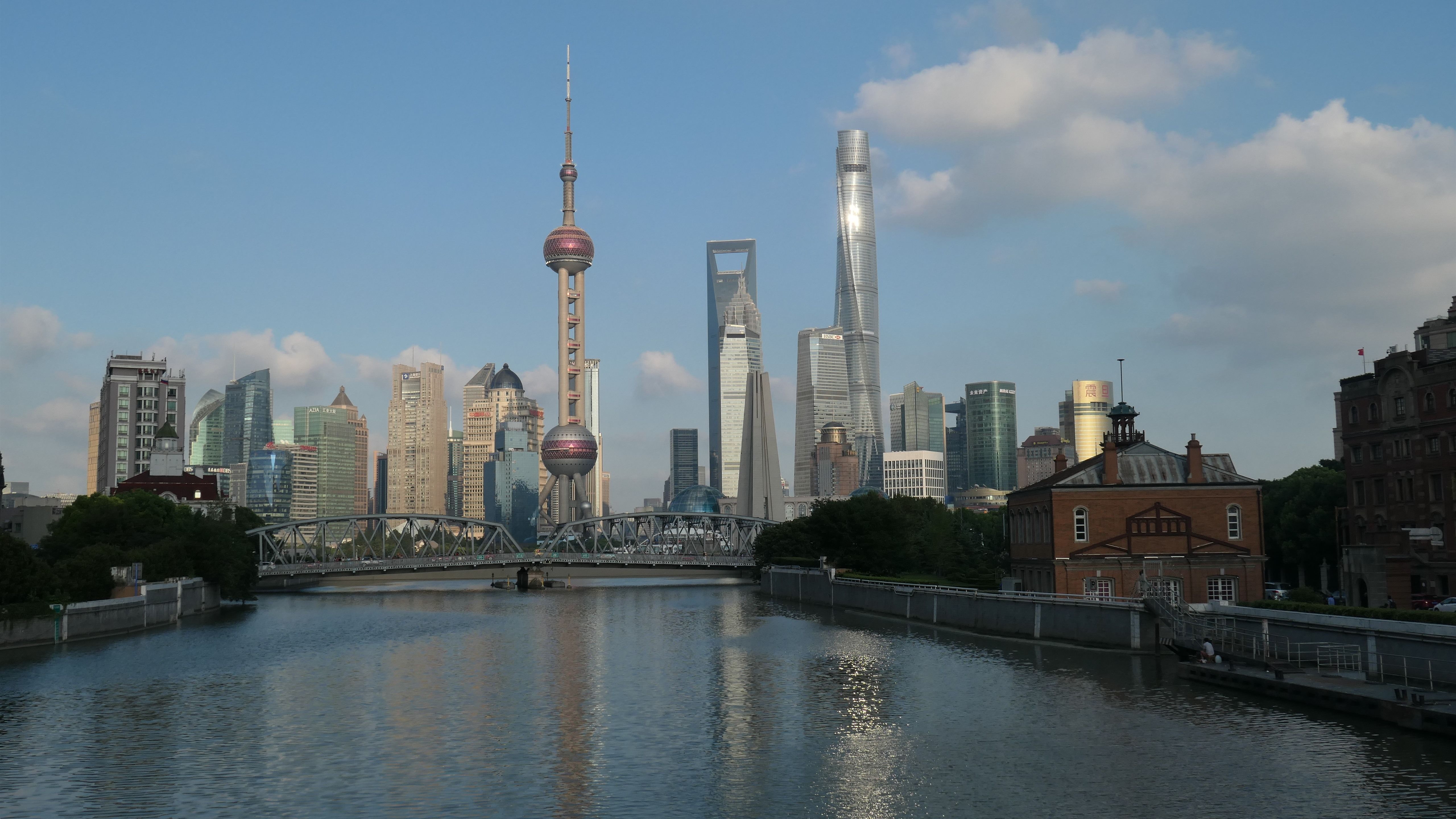 Skyline Shanghai con fiume, 5120x2880 UHD, PC 4K