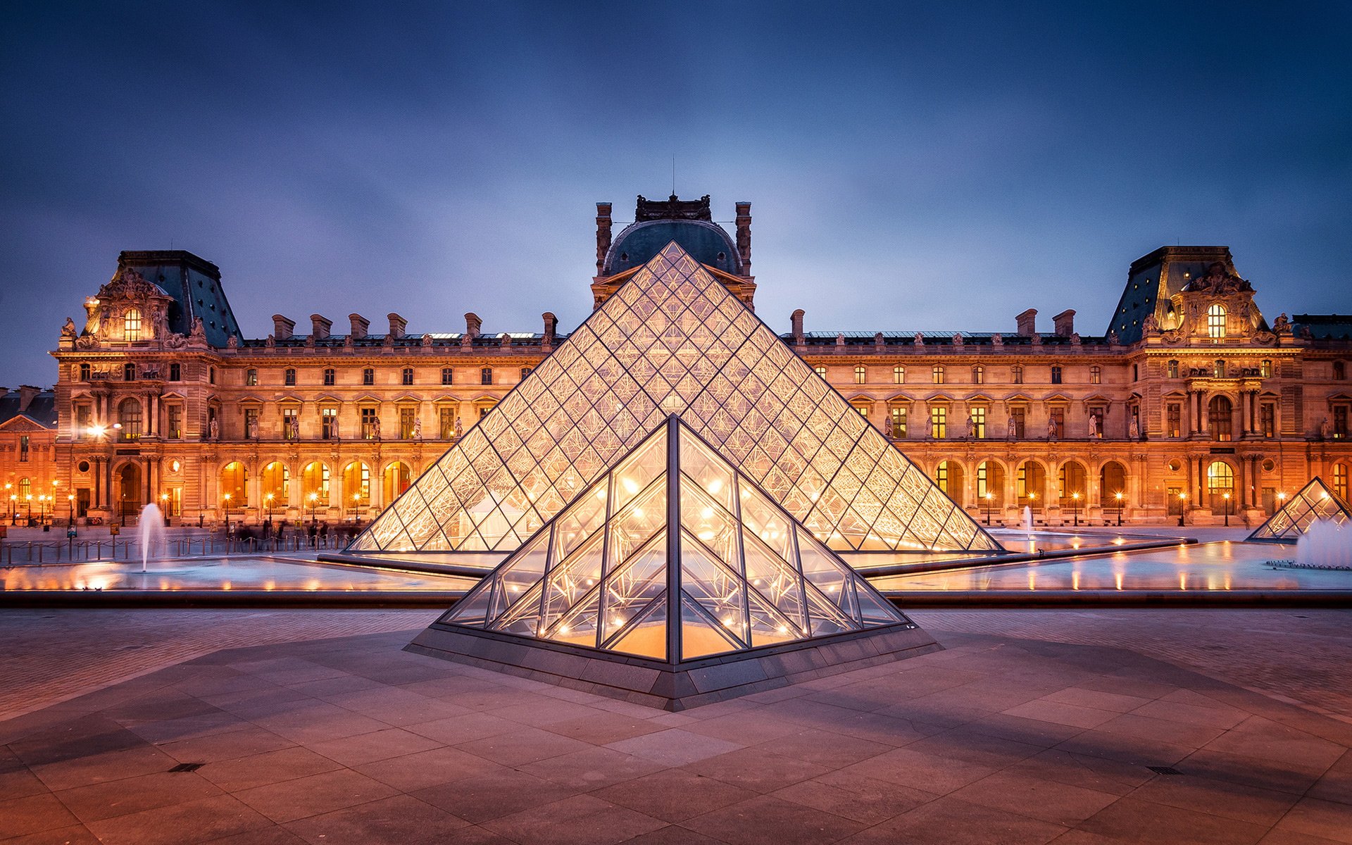 Museo del Louvre Parigi notte, 1920x1200 WUXGA, PC
