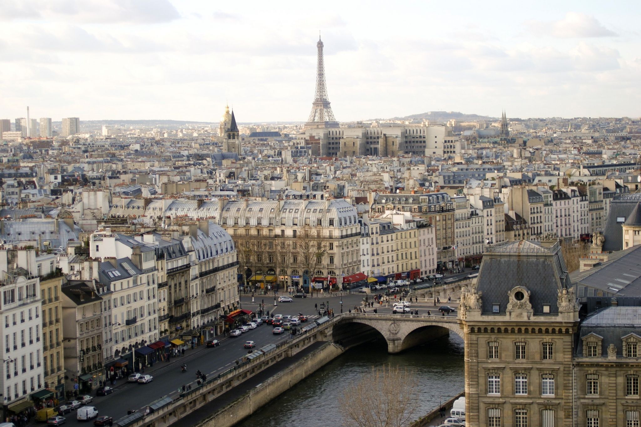 Vista panoramica Parigi con Torre Eiffel, 2048x1365 alta risoluzione, PC