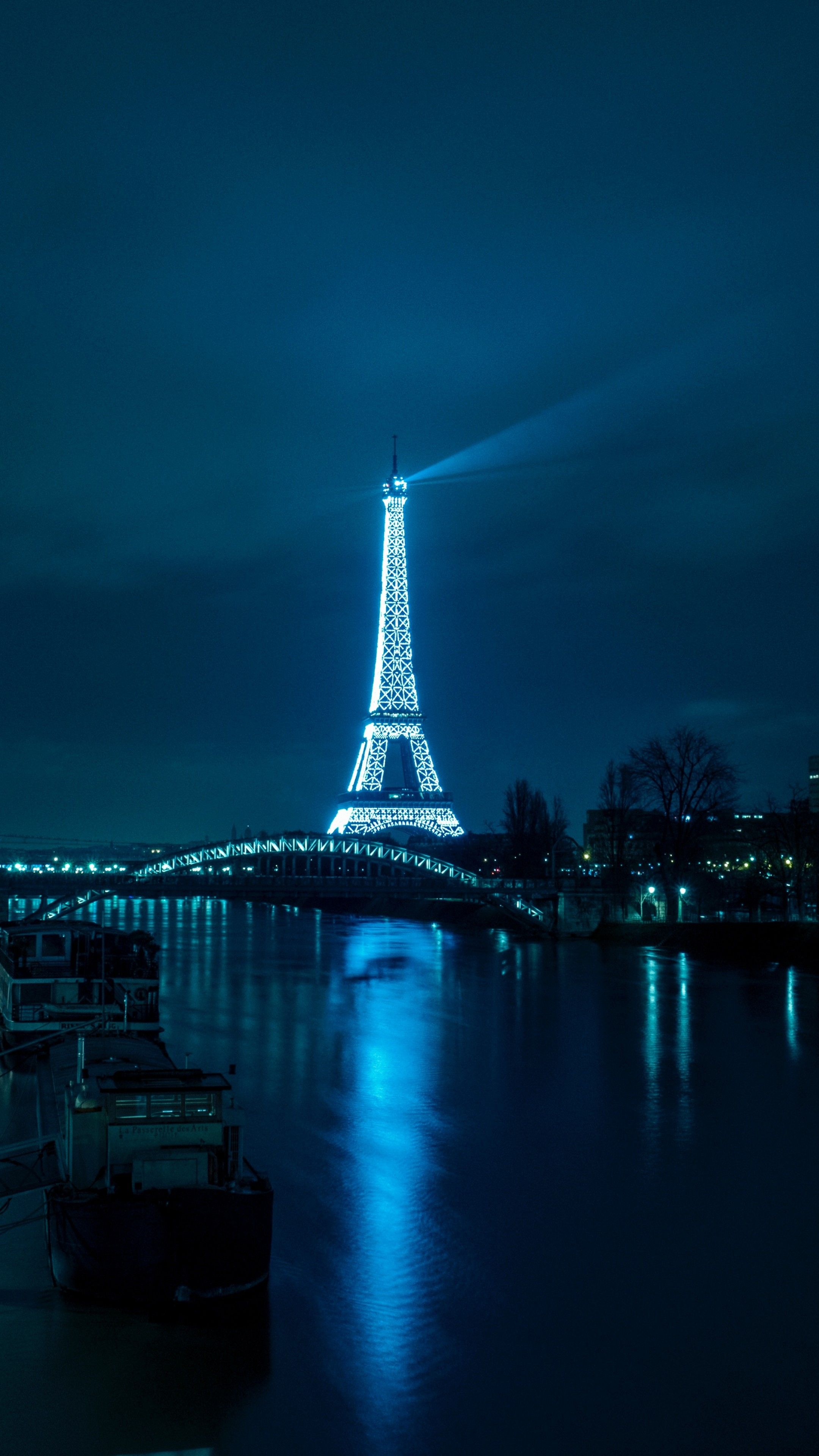 Torre Eiffel notturna, Parigi, monumento, 2160x3840 Full HD Verticale, iPhone
