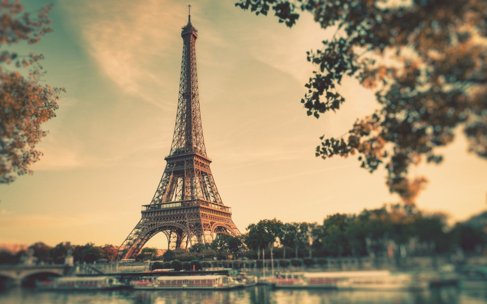 Torre Eiffel vintage Parigi, 1680x1050 HD Ready, Laptop