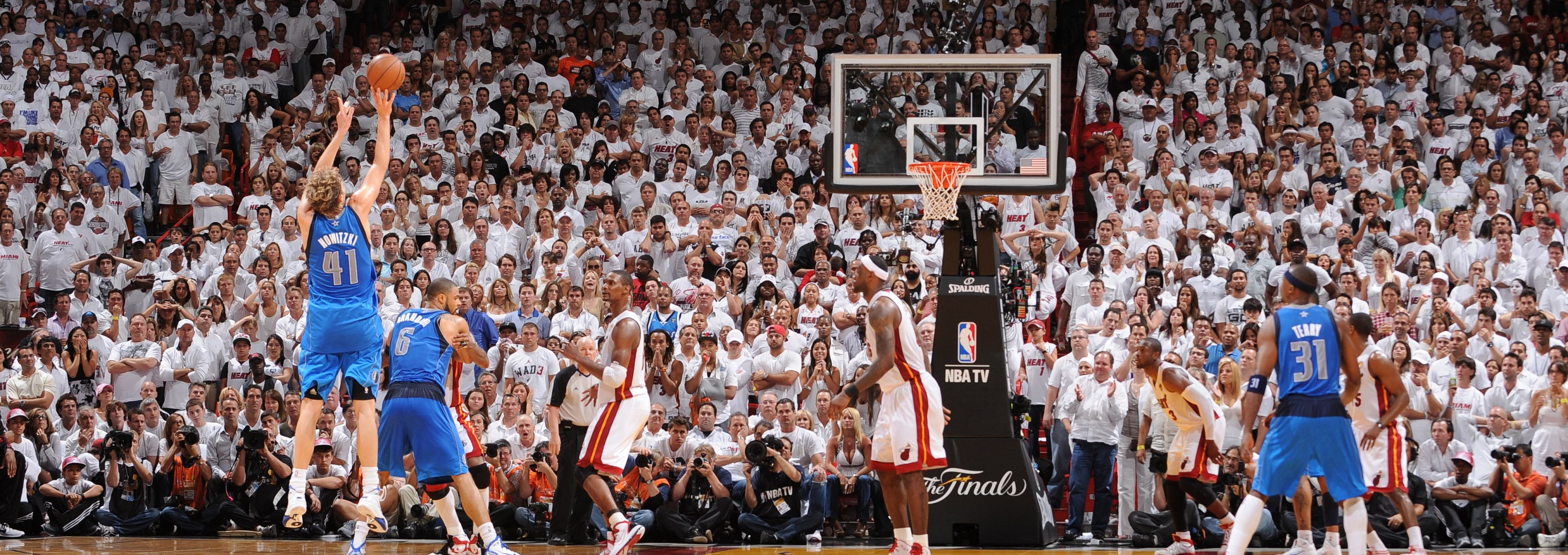 Michael Jordan Chicago Bulls partita, numero 23, 1332x850 HD, Desktop