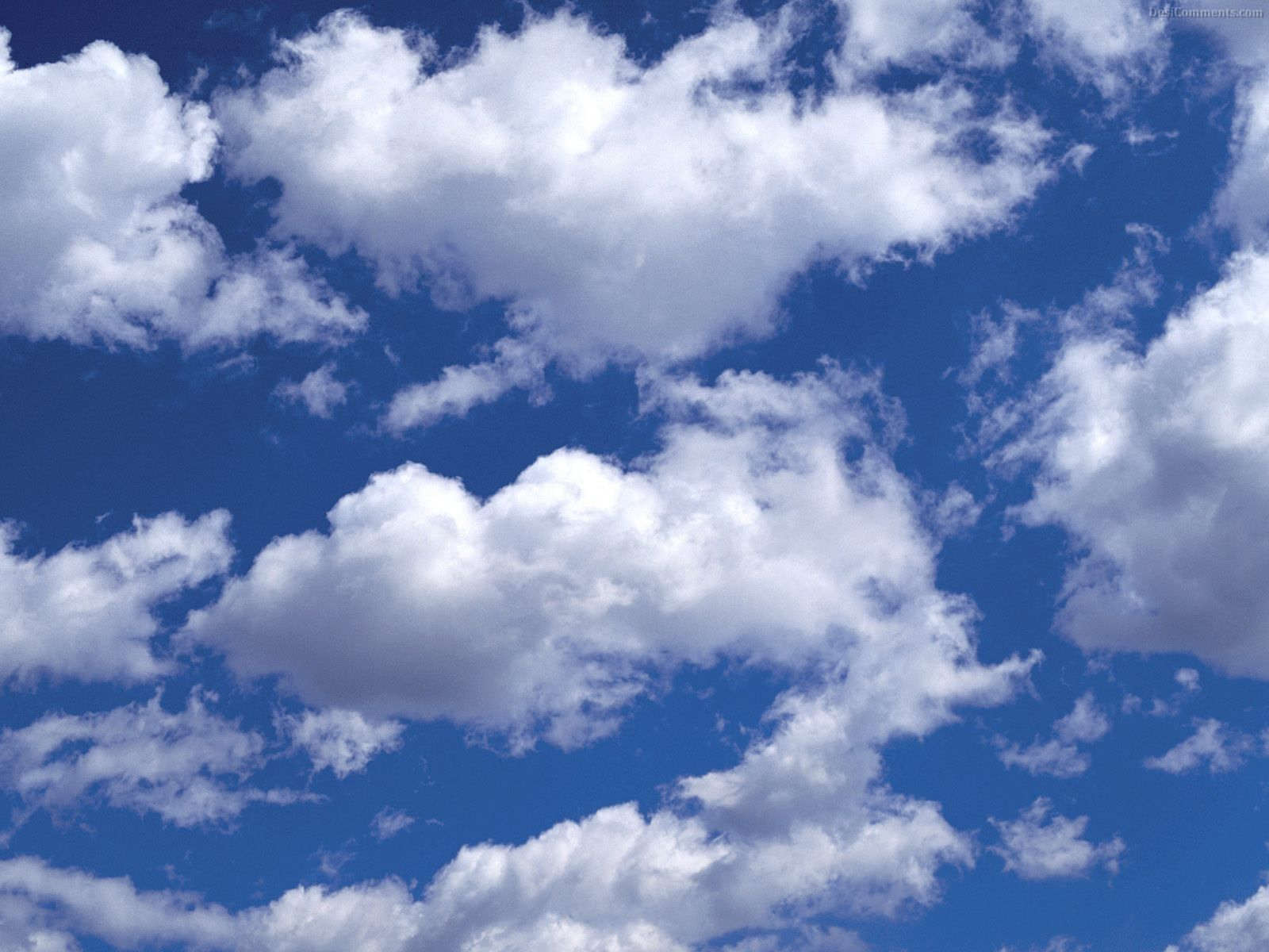 Nuvole bianche cielo blu, 1600x1200 HD Ready, PC
