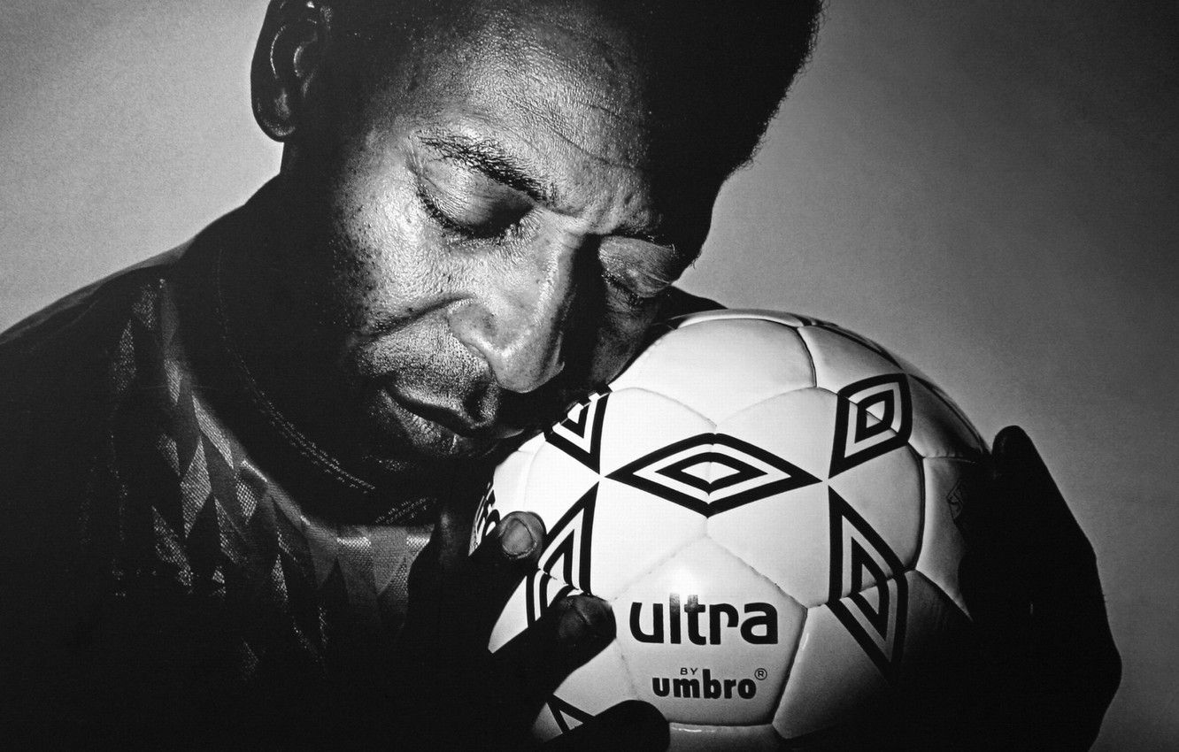 Pelé bianco e nero pallone, 1332x850 720p, Acer Nitro