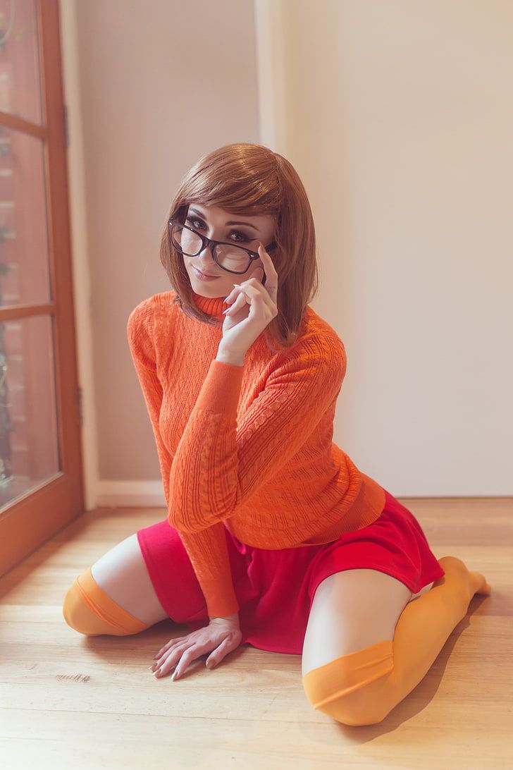 Cosplay Velma Scooby-Doo, 728x1092 Verticale, Mobile