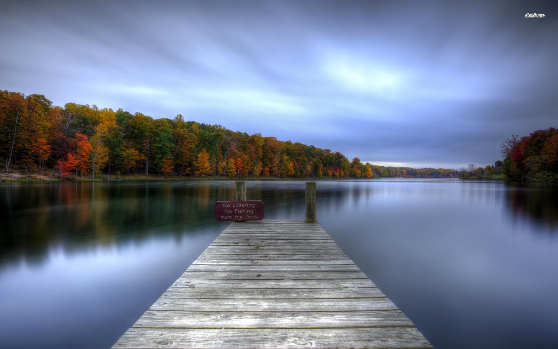 Molo di legno sul lago autunnale, 1920x1200 Full HD+ WUXGA, iMac